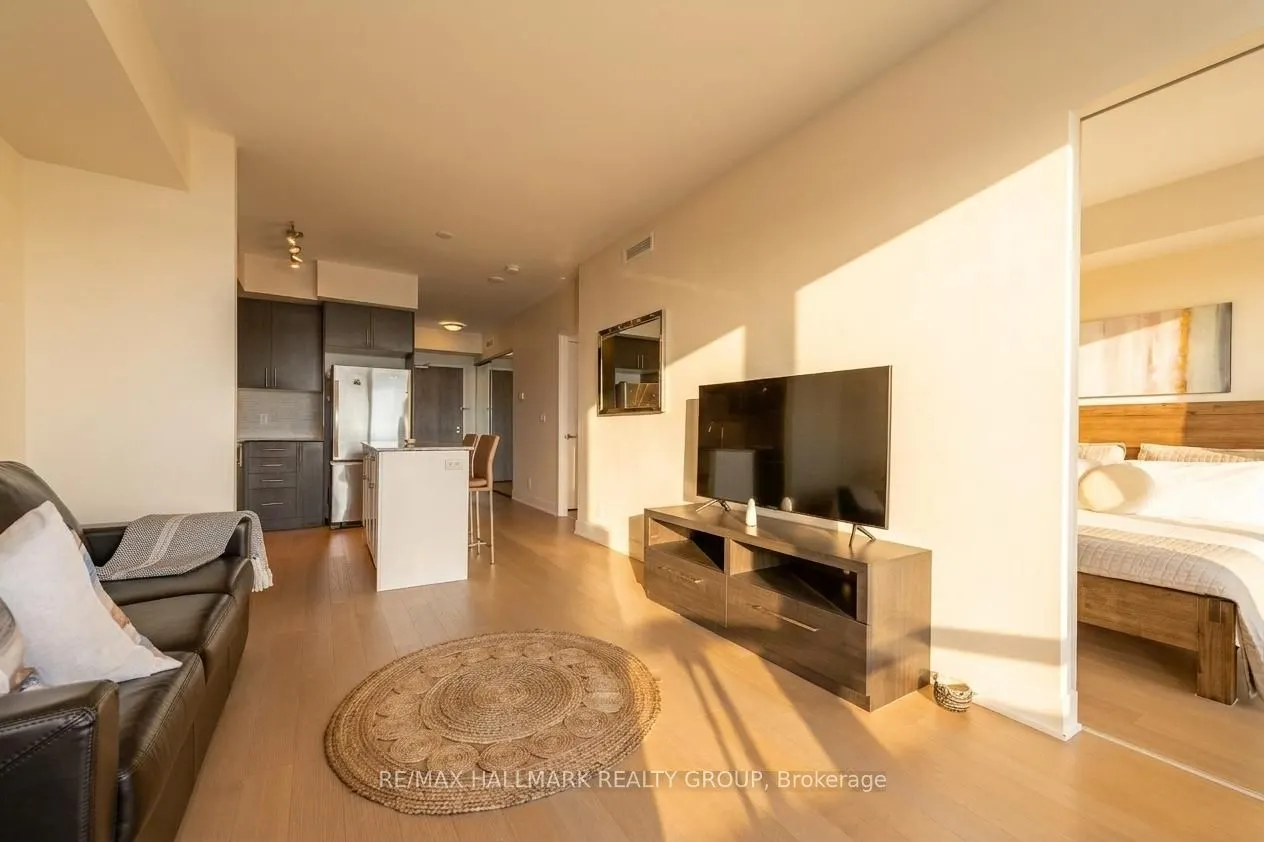 485 Richmond Road #1004