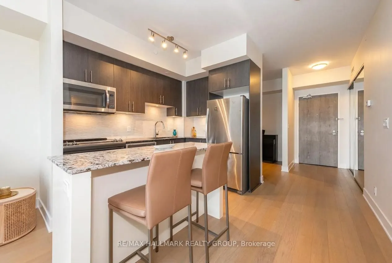 485 Richmond Road #1004