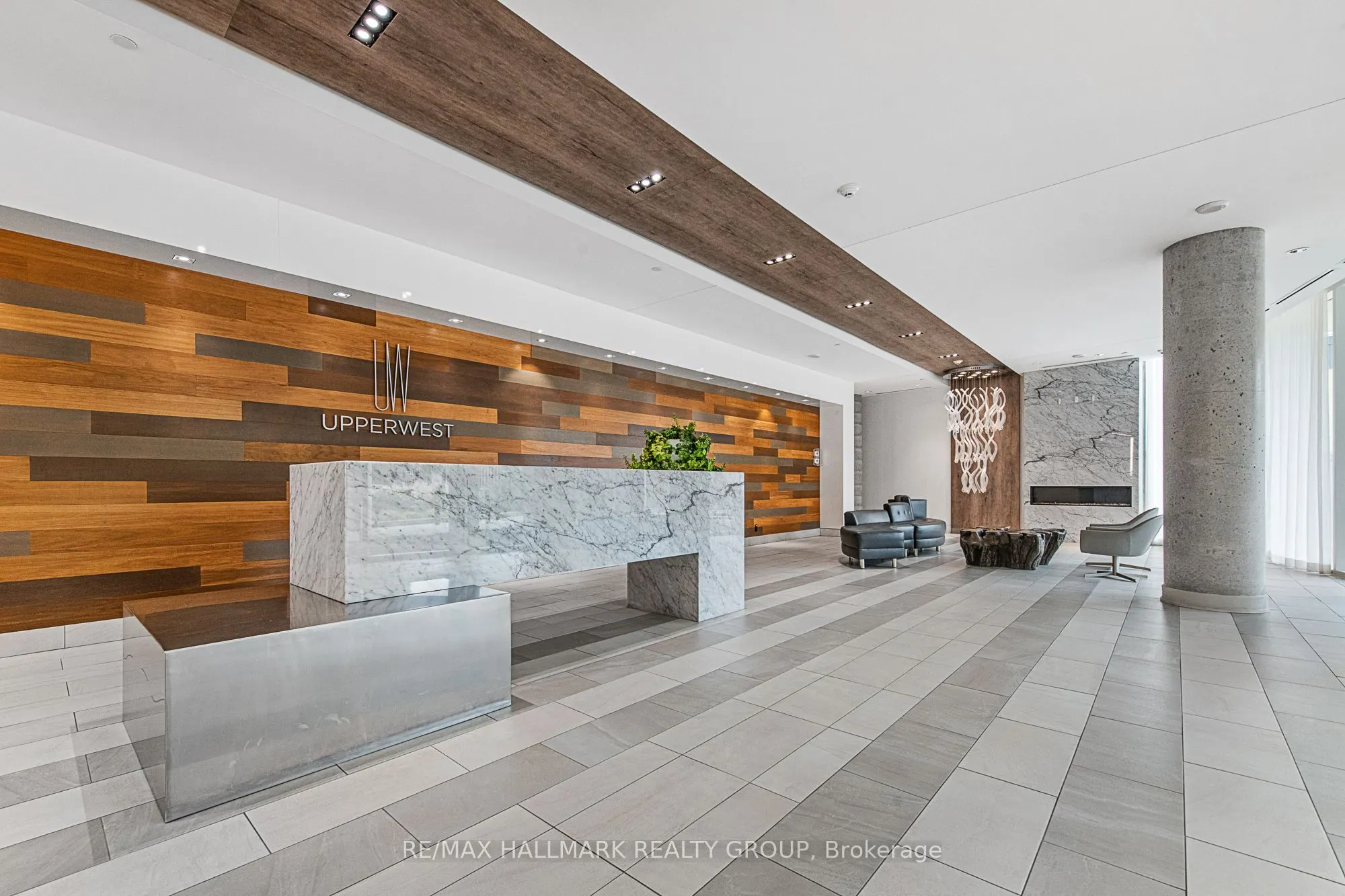 485 Richmond Road #1004