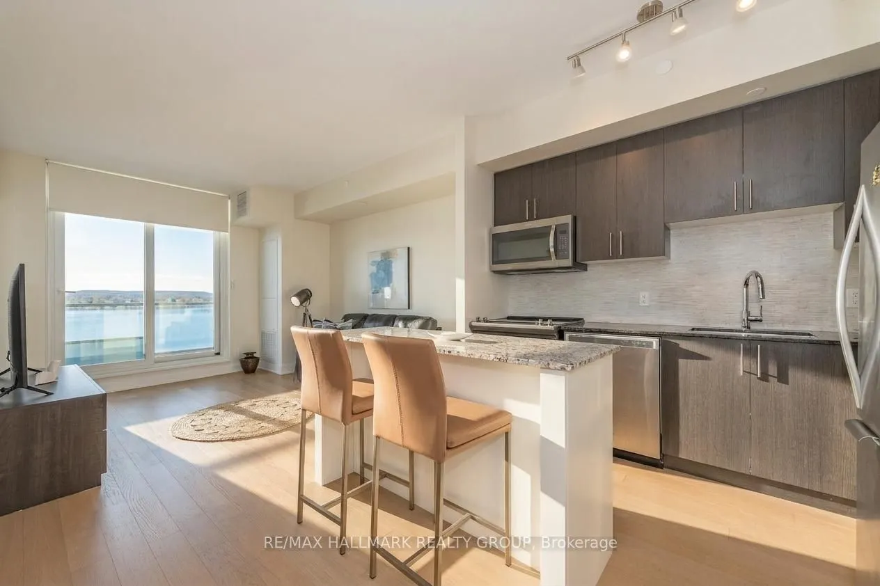 485 Richmond Road #1004