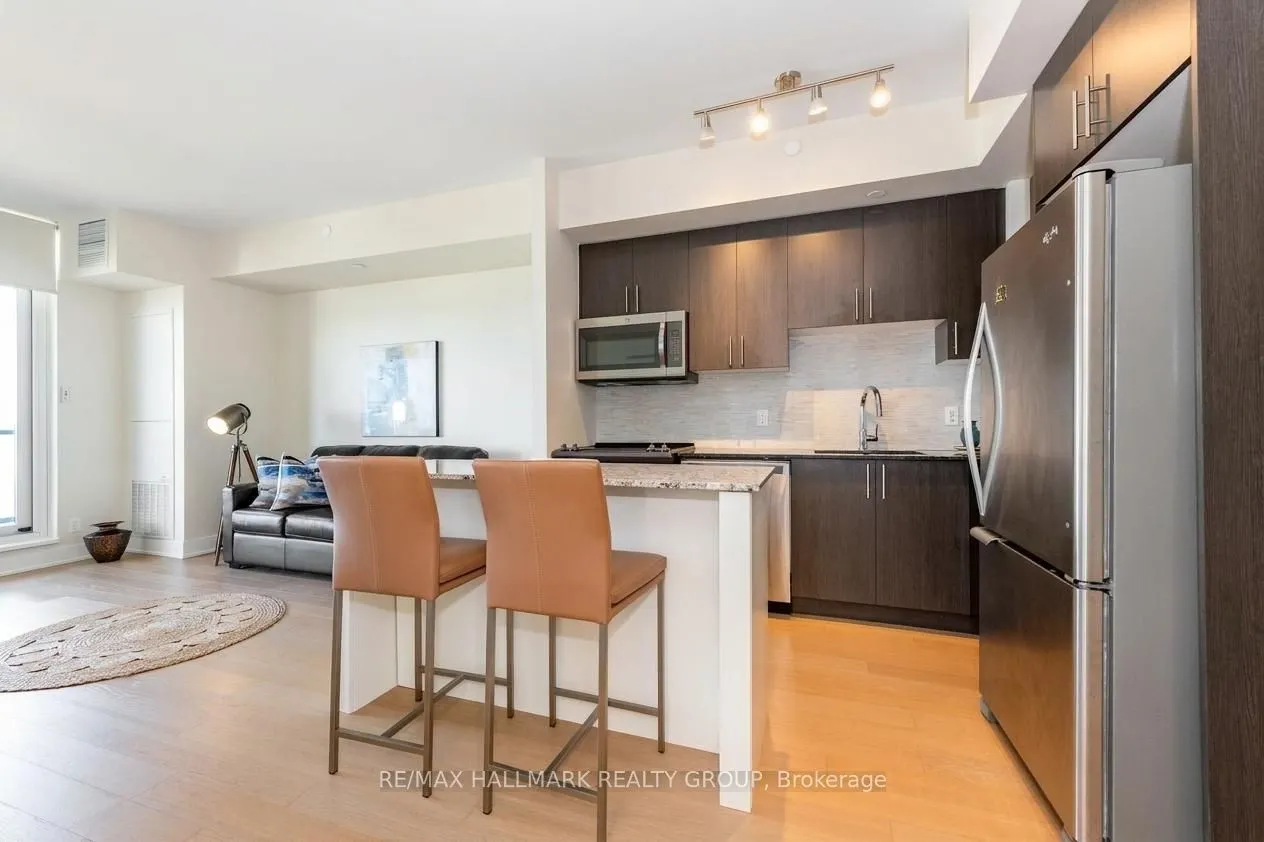 485 Richmond Road #1004