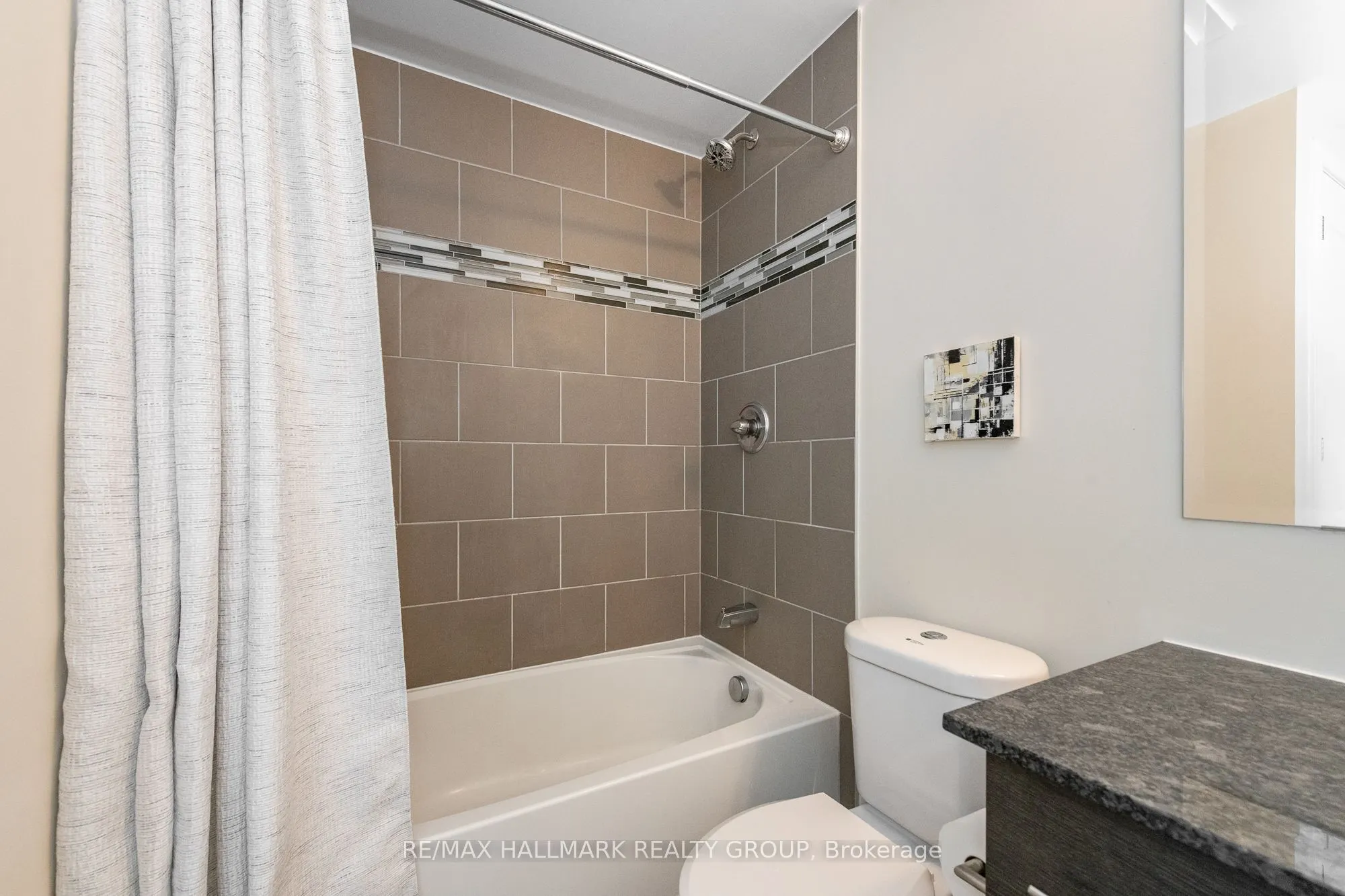 485 Richmond Road #1004