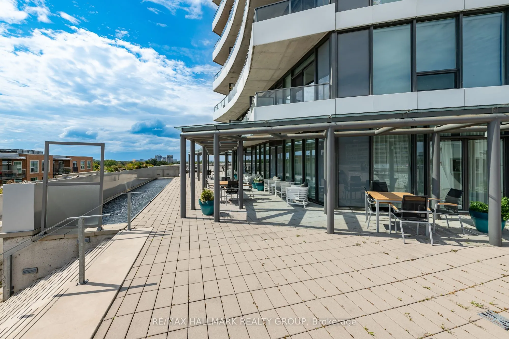 485 Richmond Road #1004
