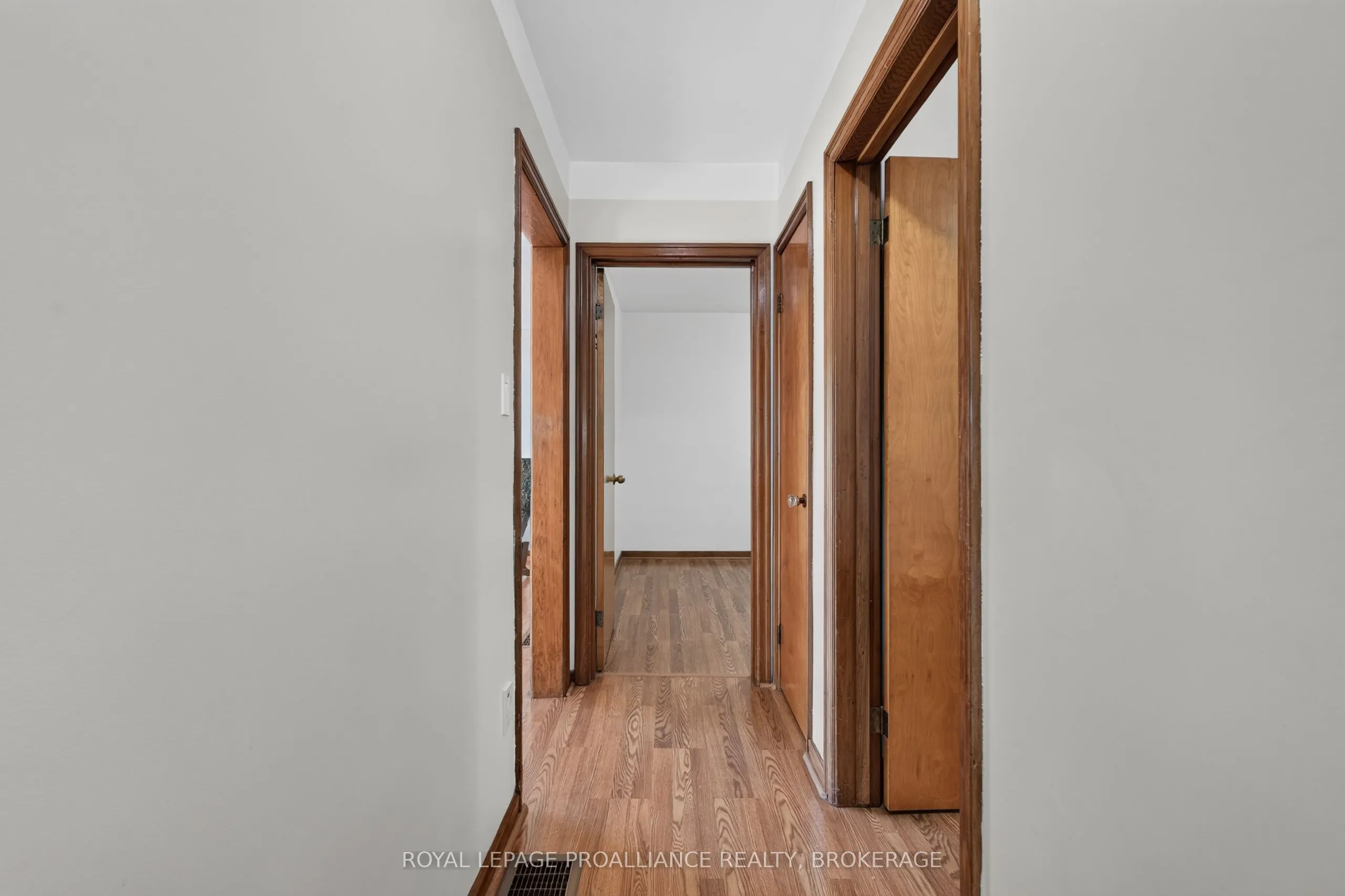 9 Henry Crescent