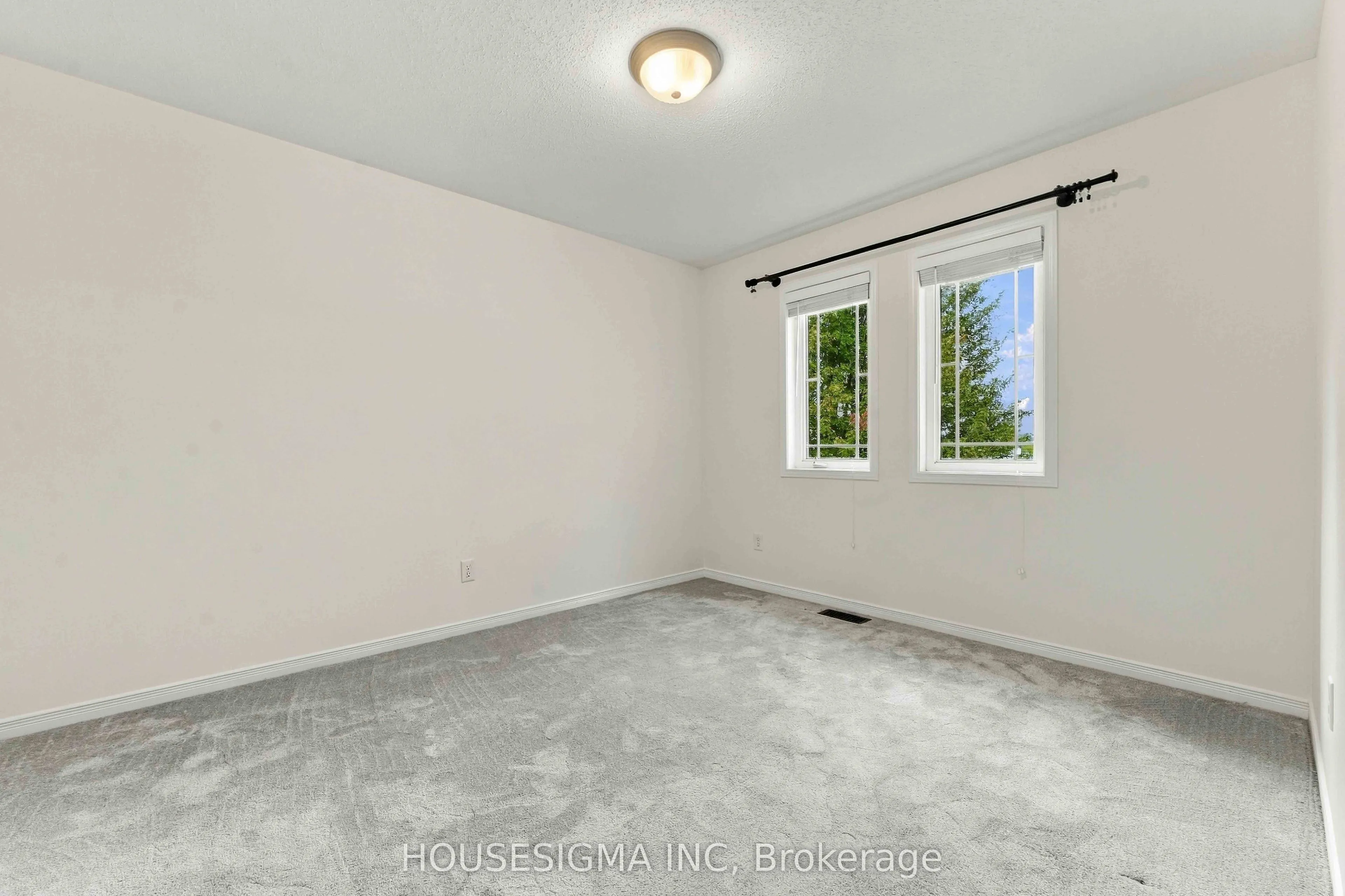 368 Breckenridge Crescent