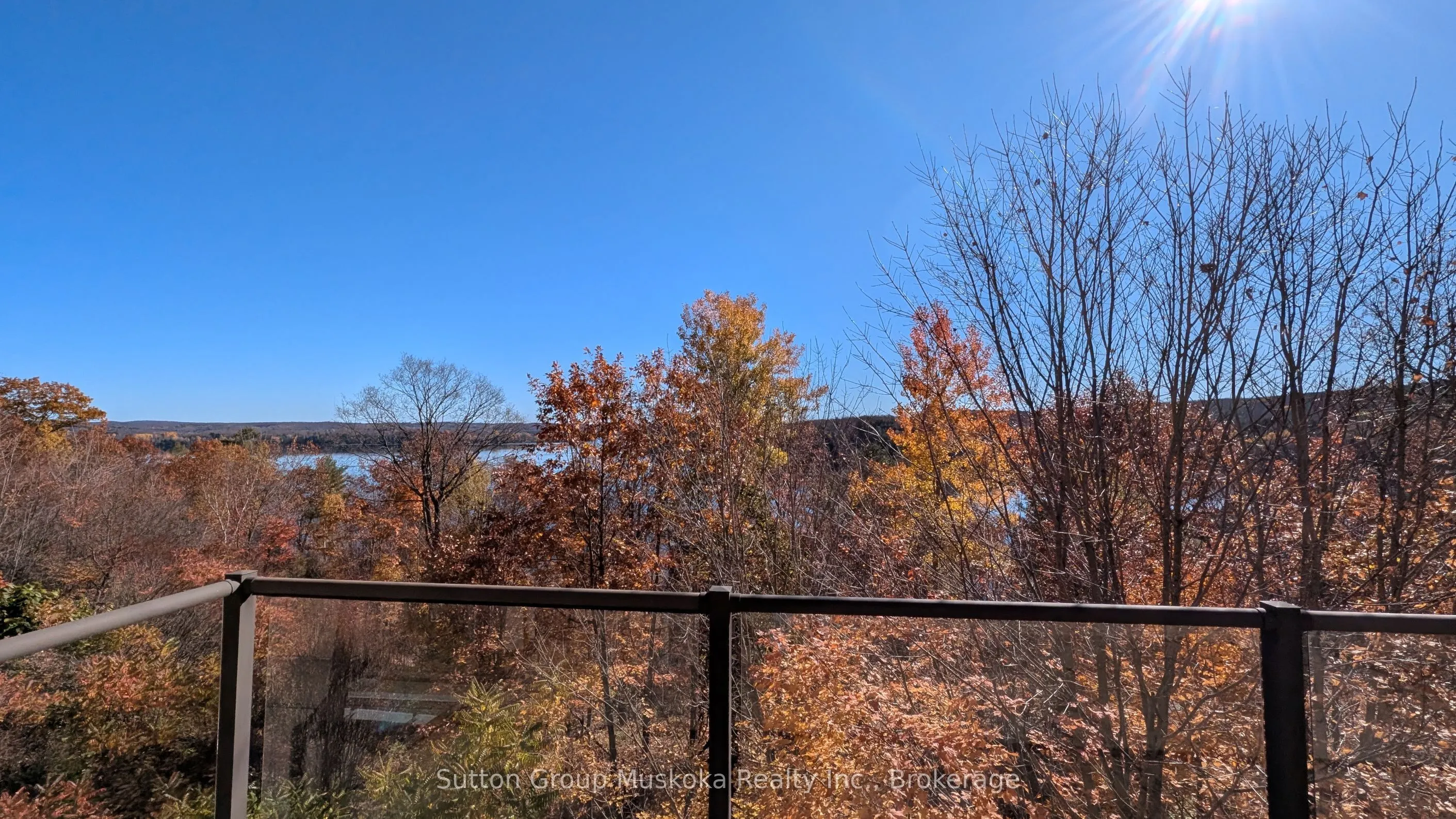 19 Oakridge - Deerhurst Drive #302
