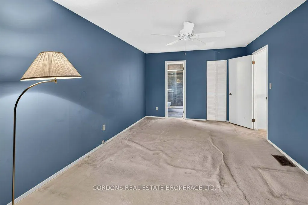 12 Casterton Avenue