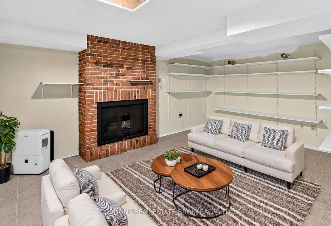12 Casterton Avenue