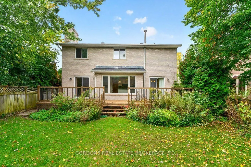 12 Casterton Avenue