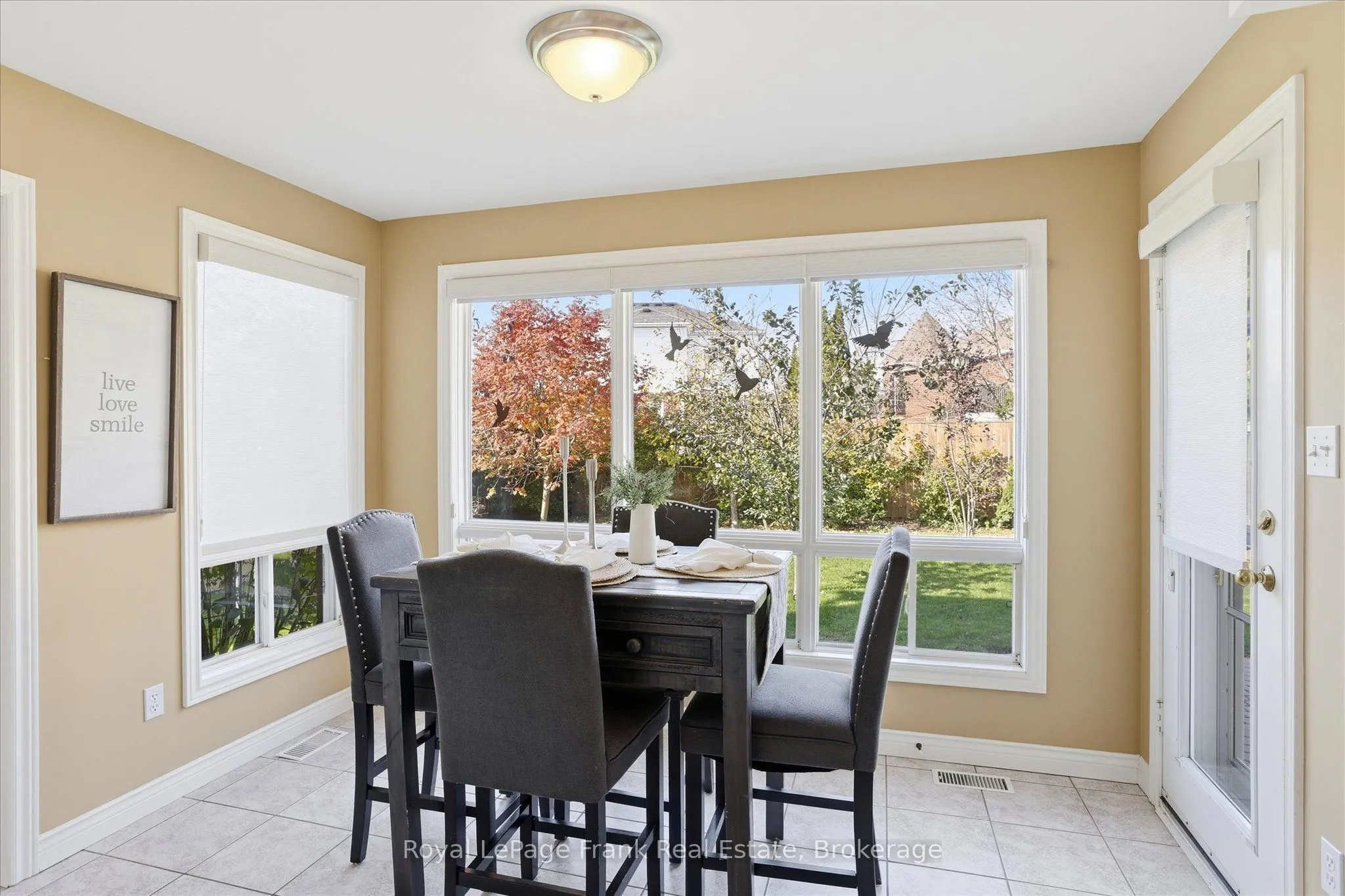 1544 Glenforest Crescent