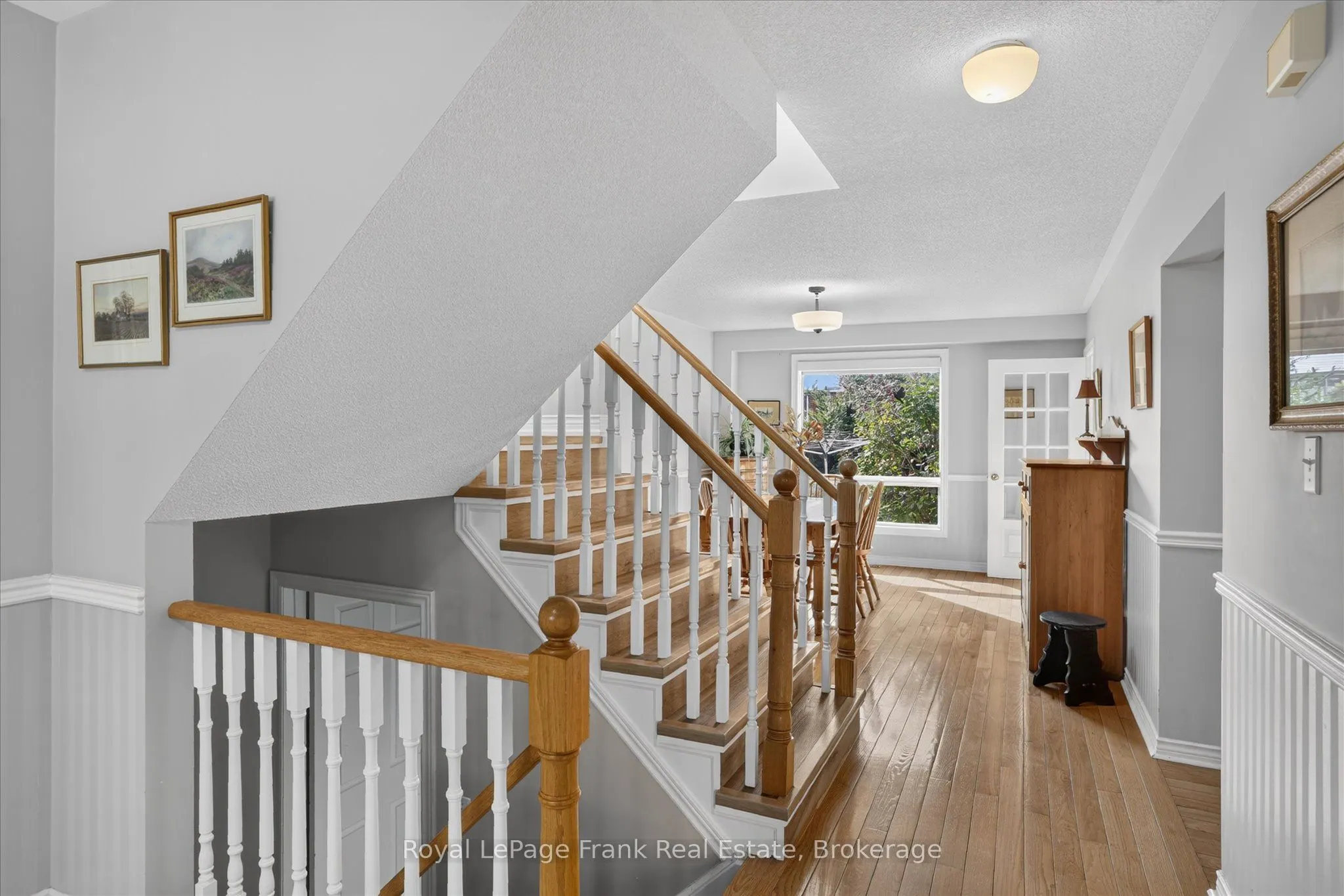 1544 Glenforest Crescent