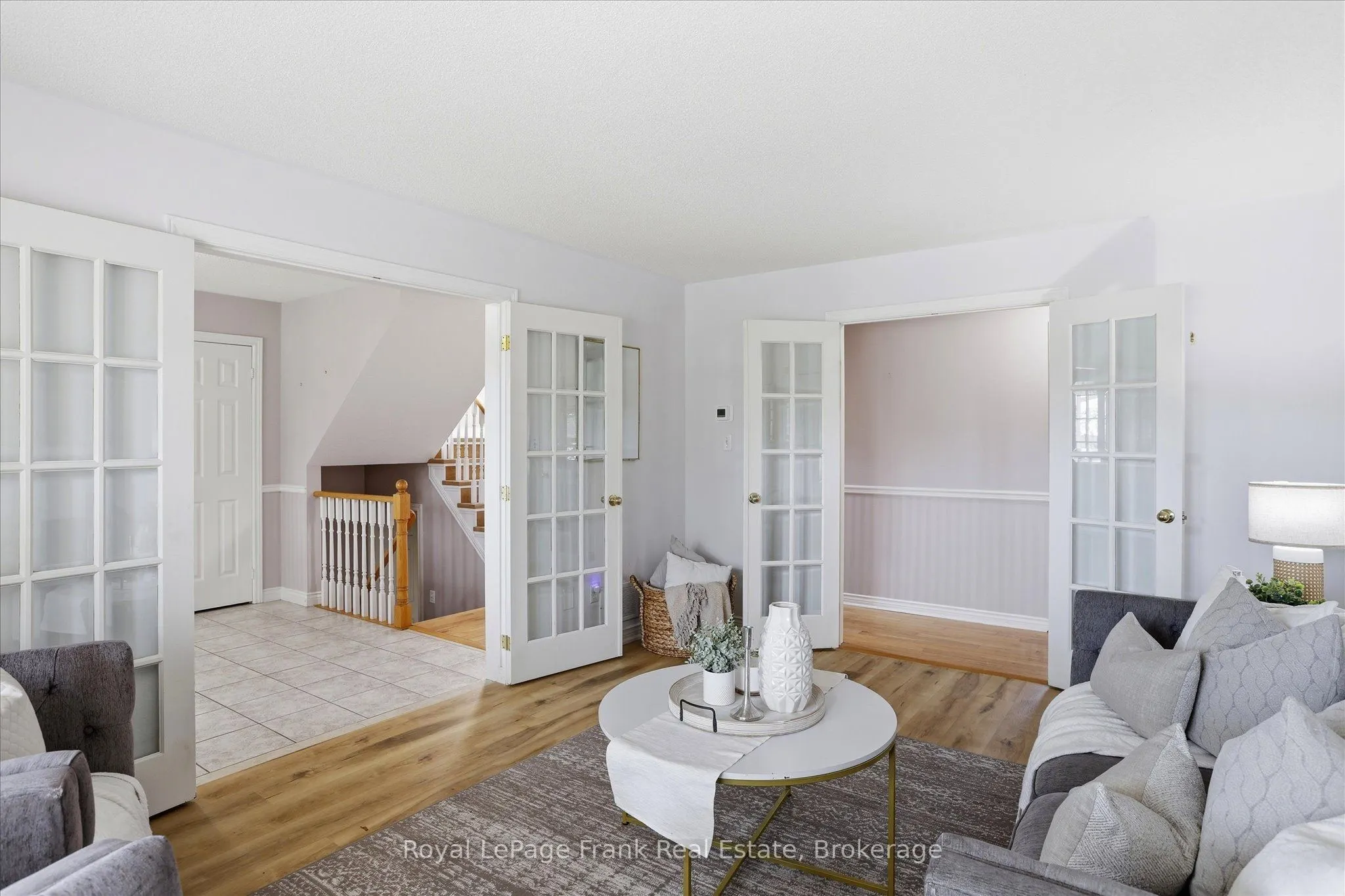 1544 Glenforest Crescent