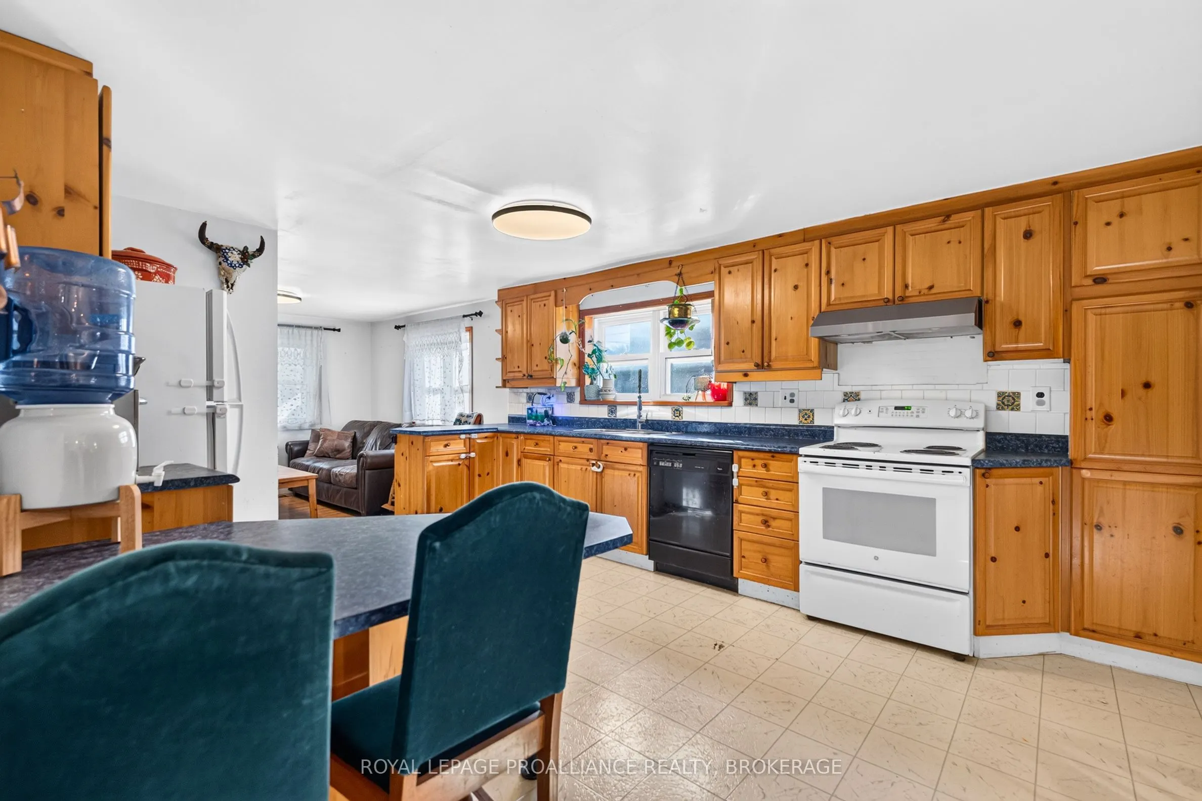 628 MacDonnell Street