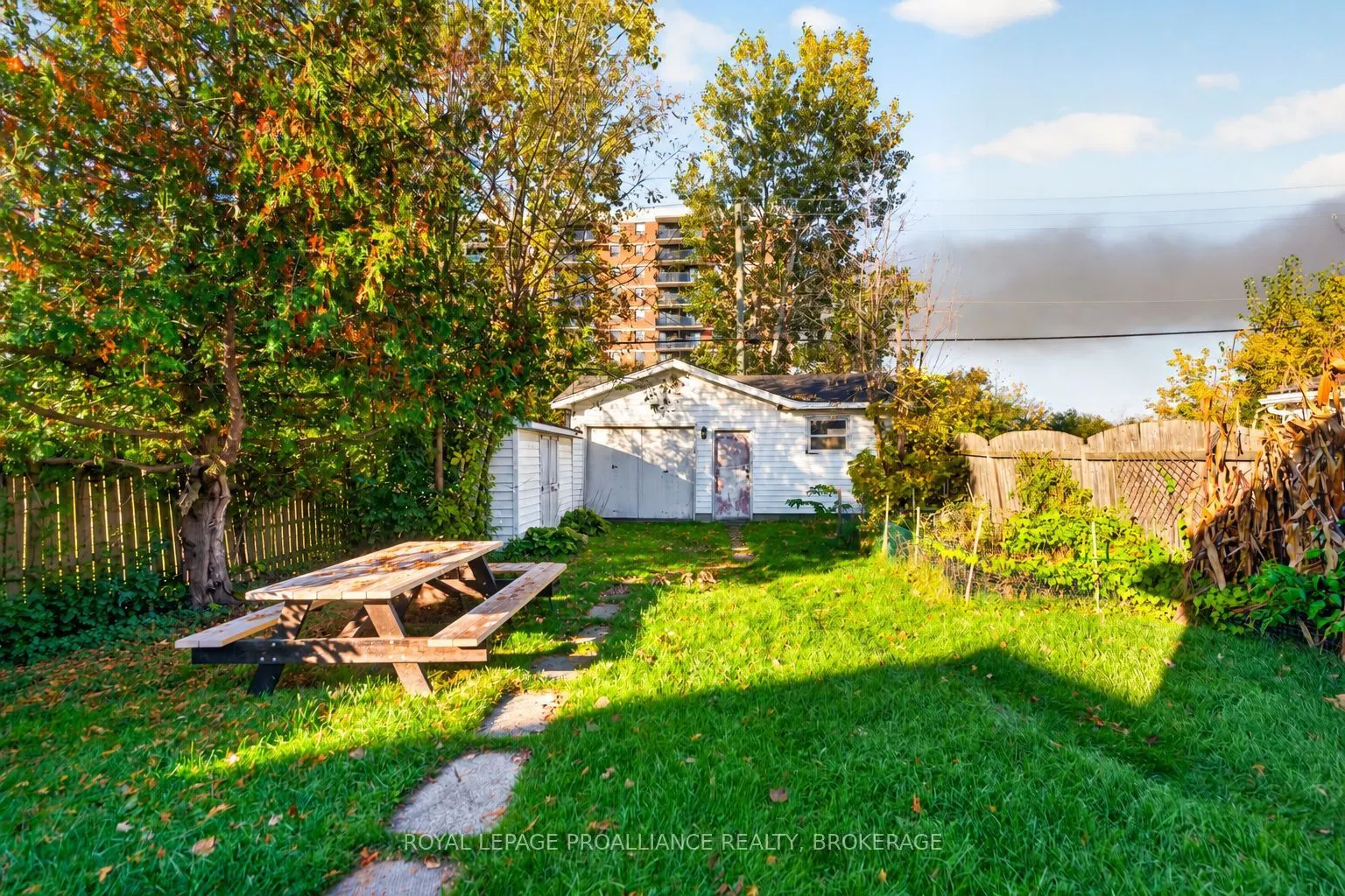 628 MacDonnell Street