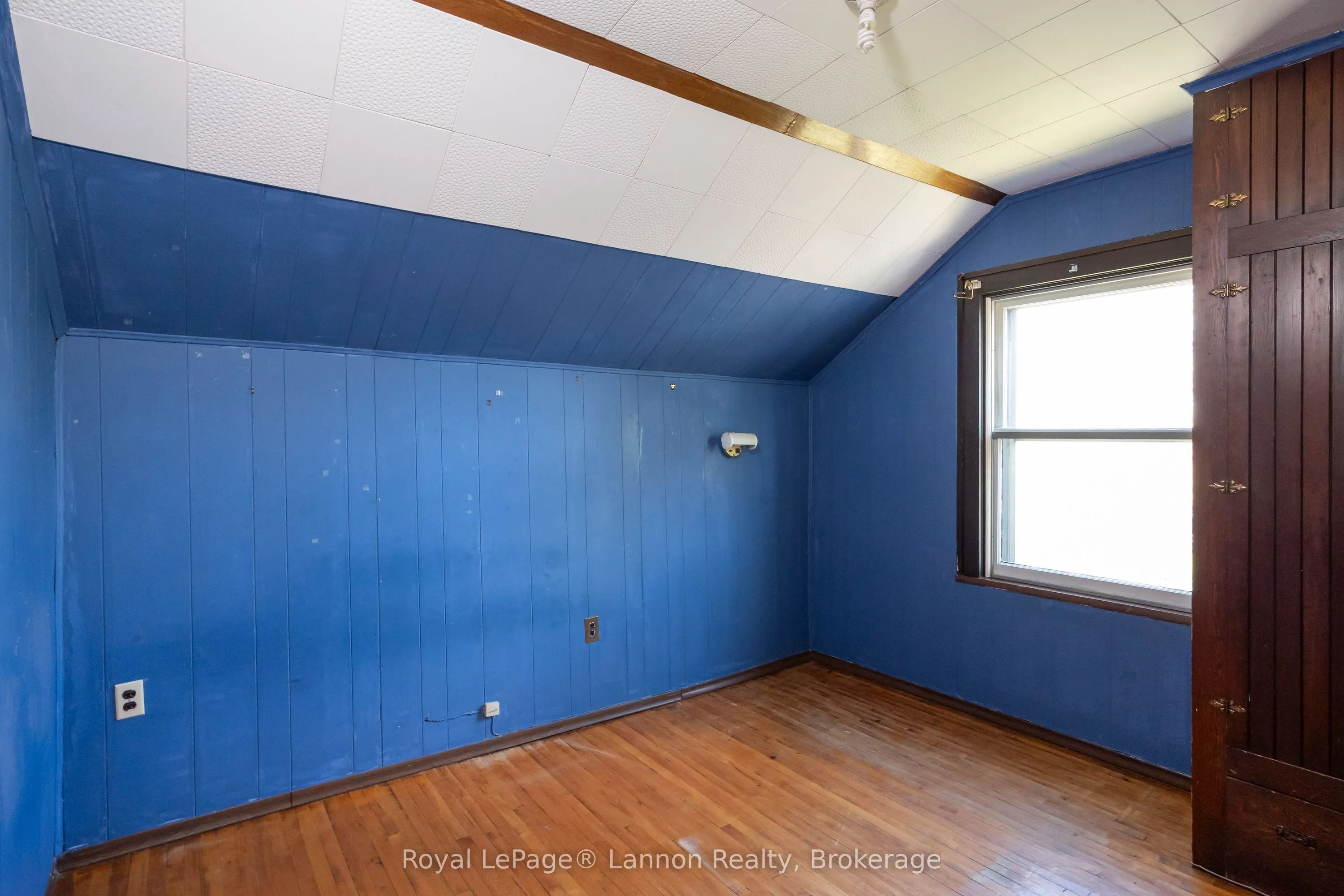 42 Gordon Avenue