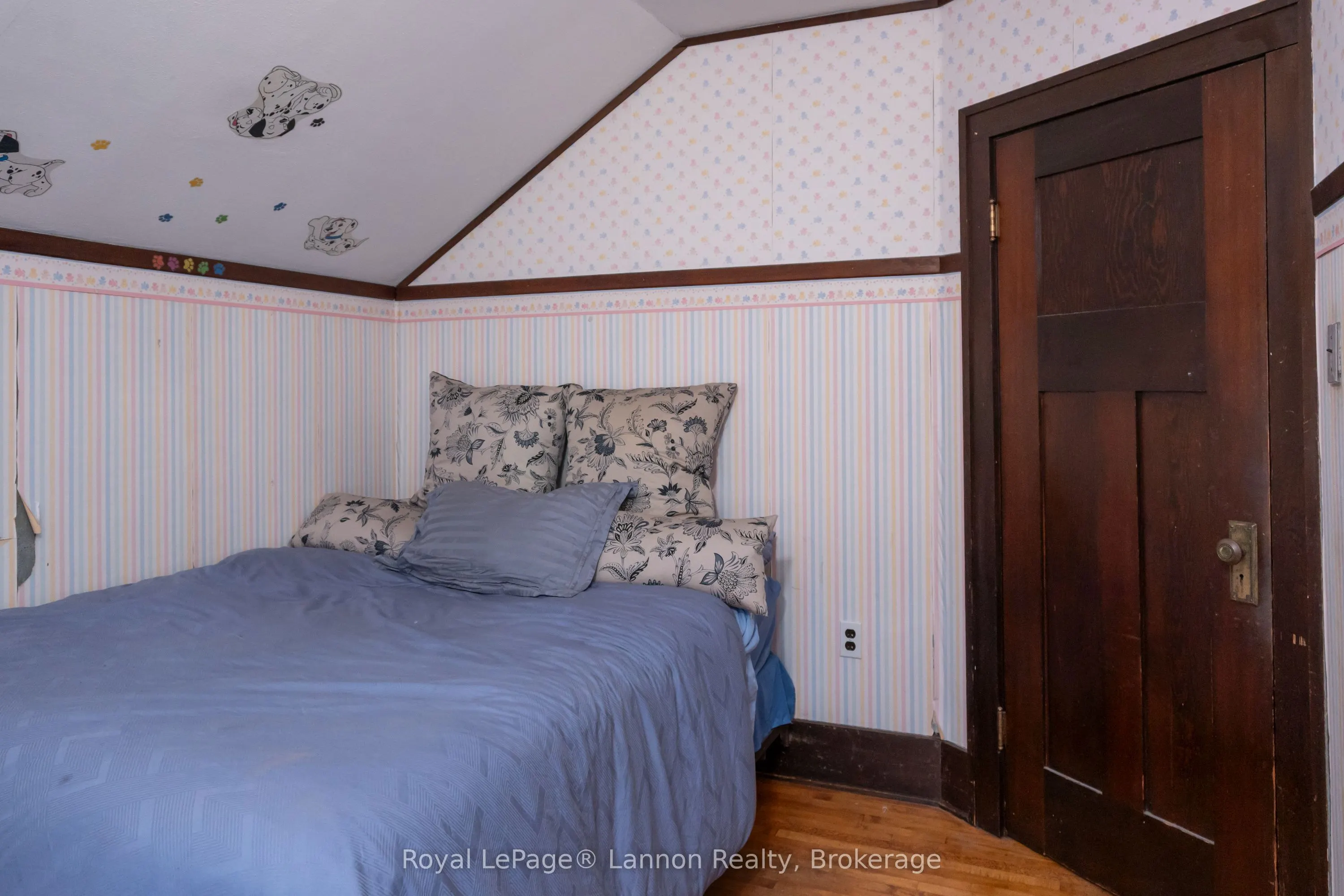 42 Gordon Avenue