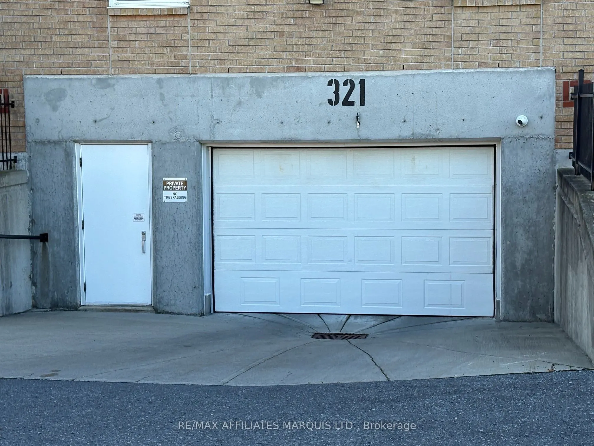 321 Water Street W #2