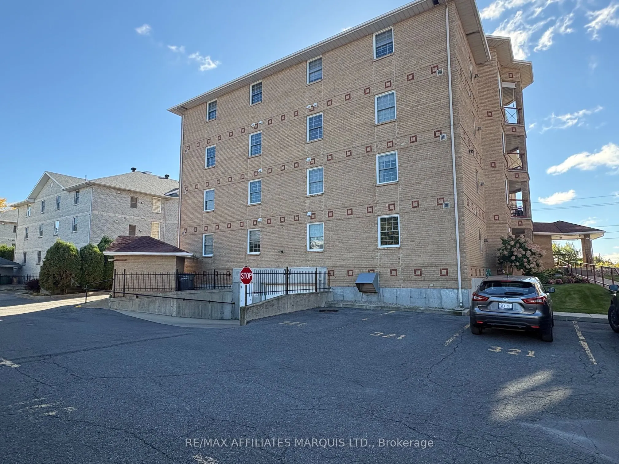 321 Water Street W #2