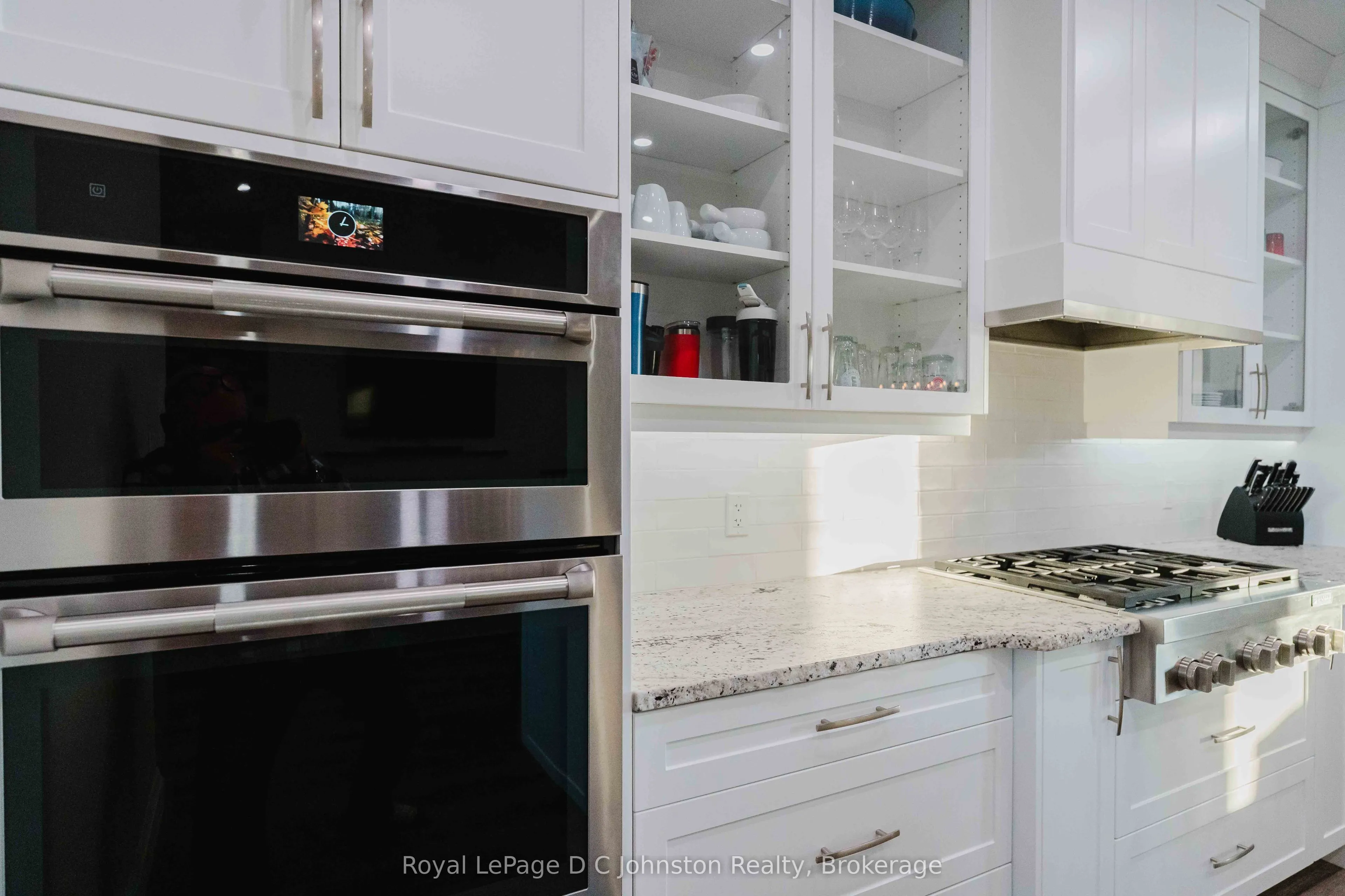 5262 Bruce Road 3 Road