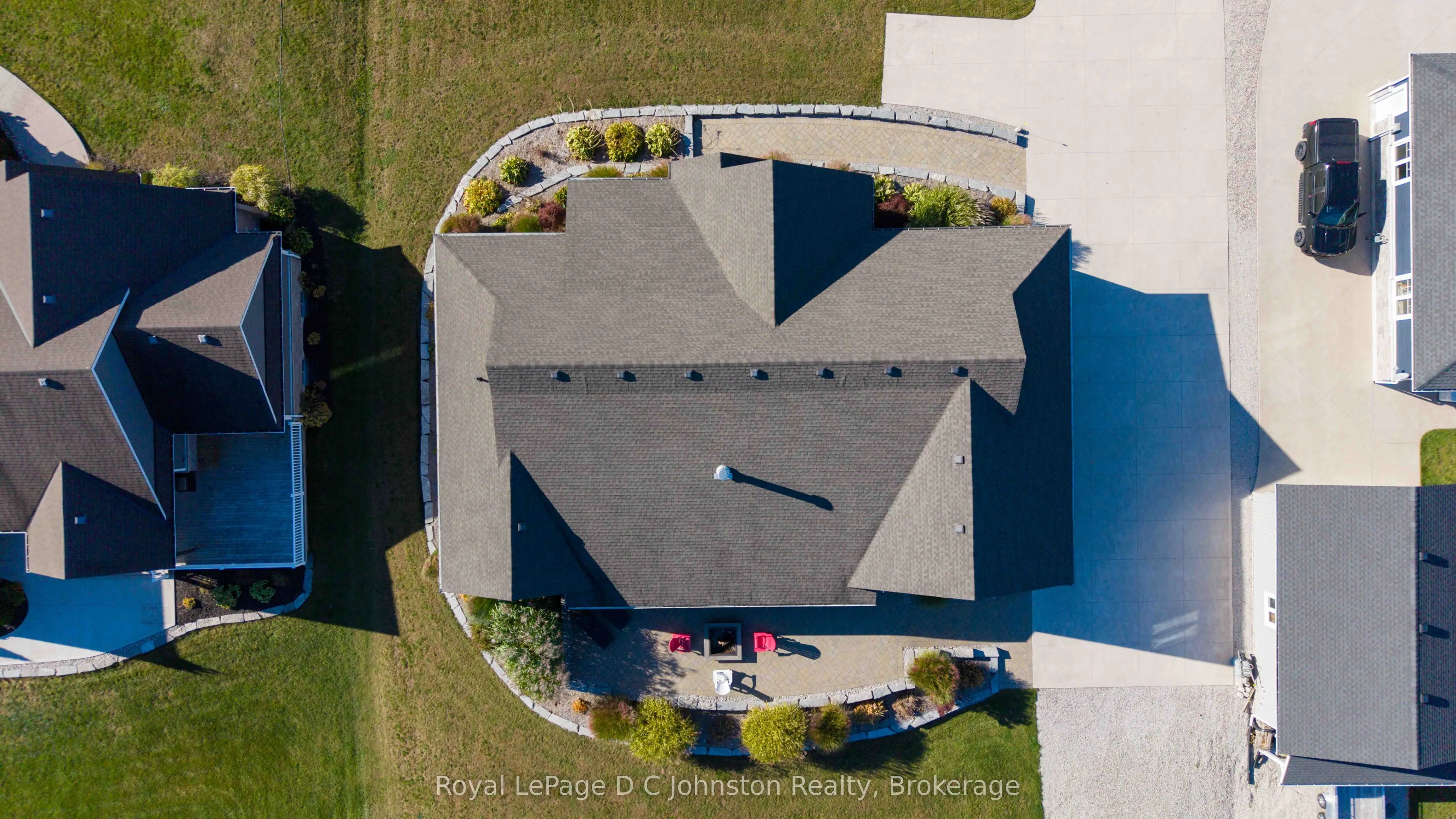 5262 Bruce Road 3 Road