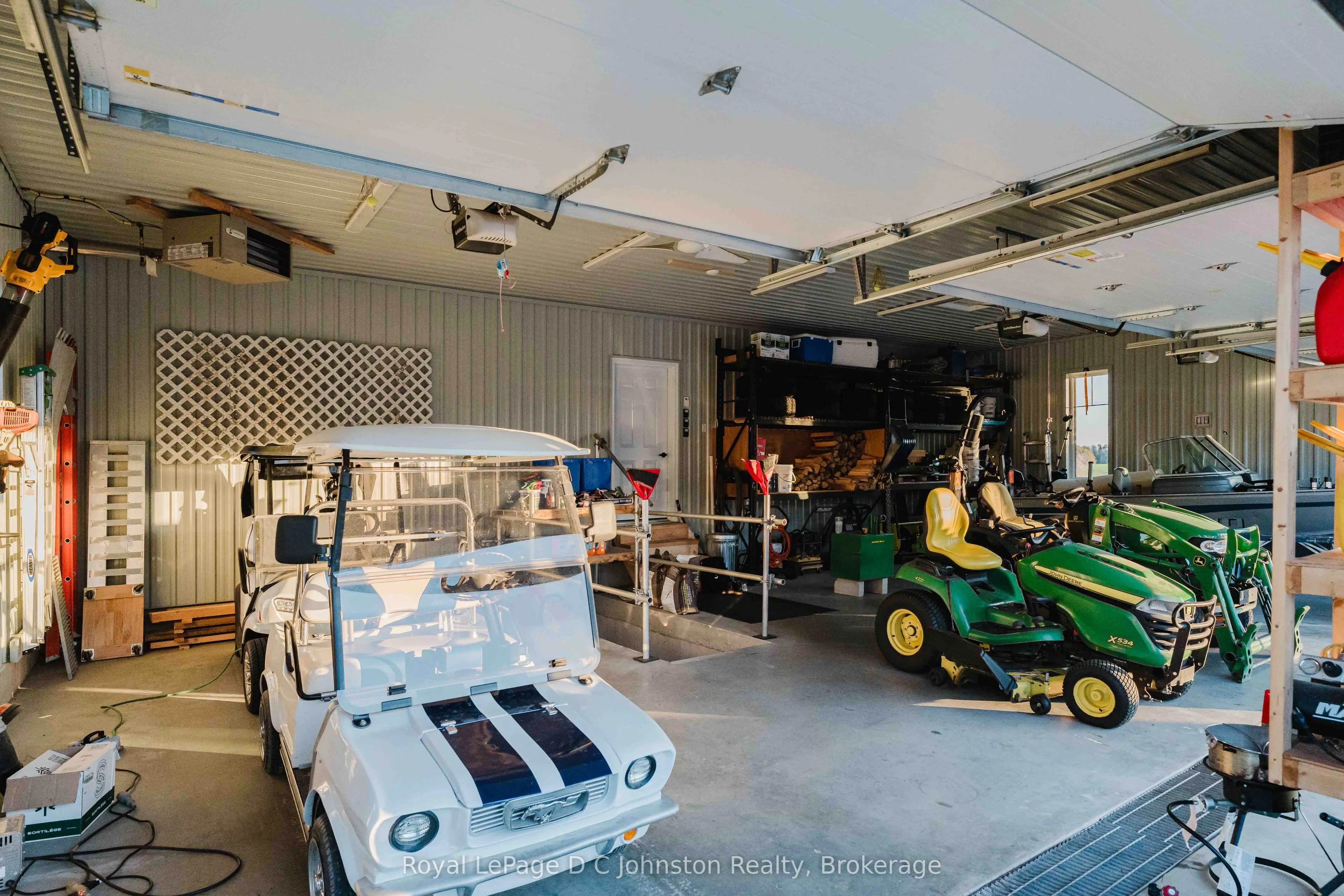 5262 Bruce Road 3 Road