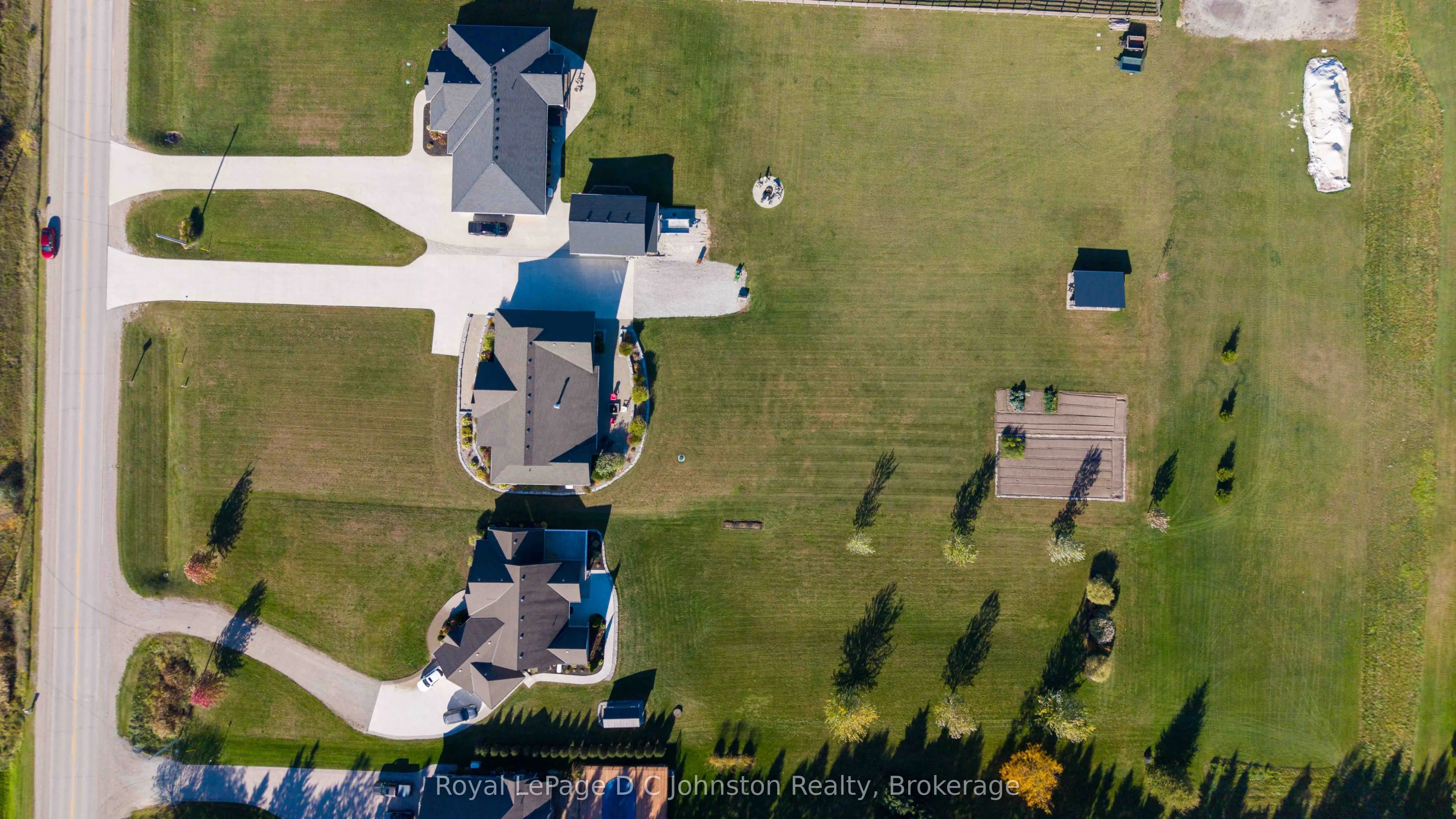 5262 Bruce Road 3 Road