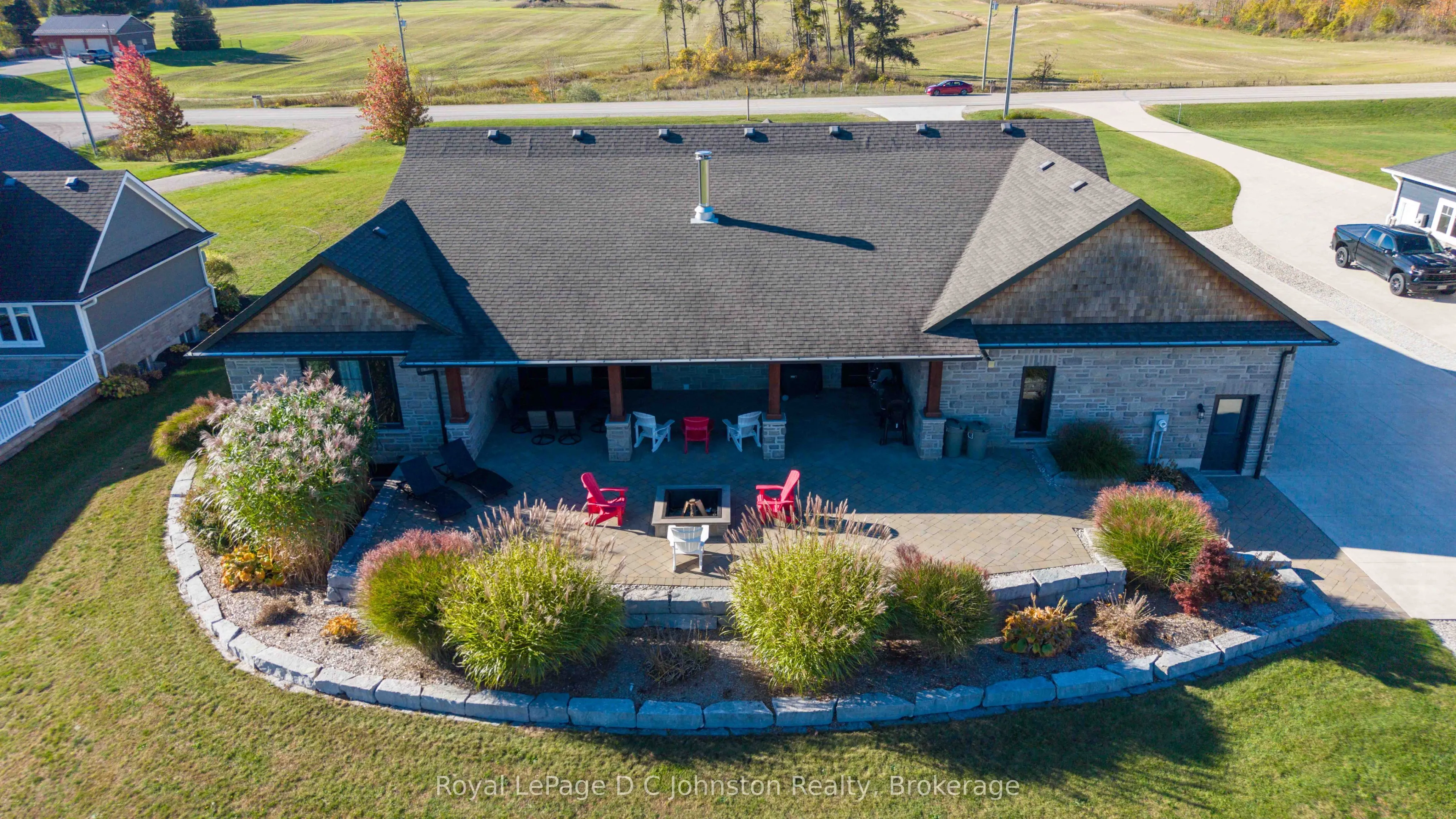 5262 Bruce Road 3 Road