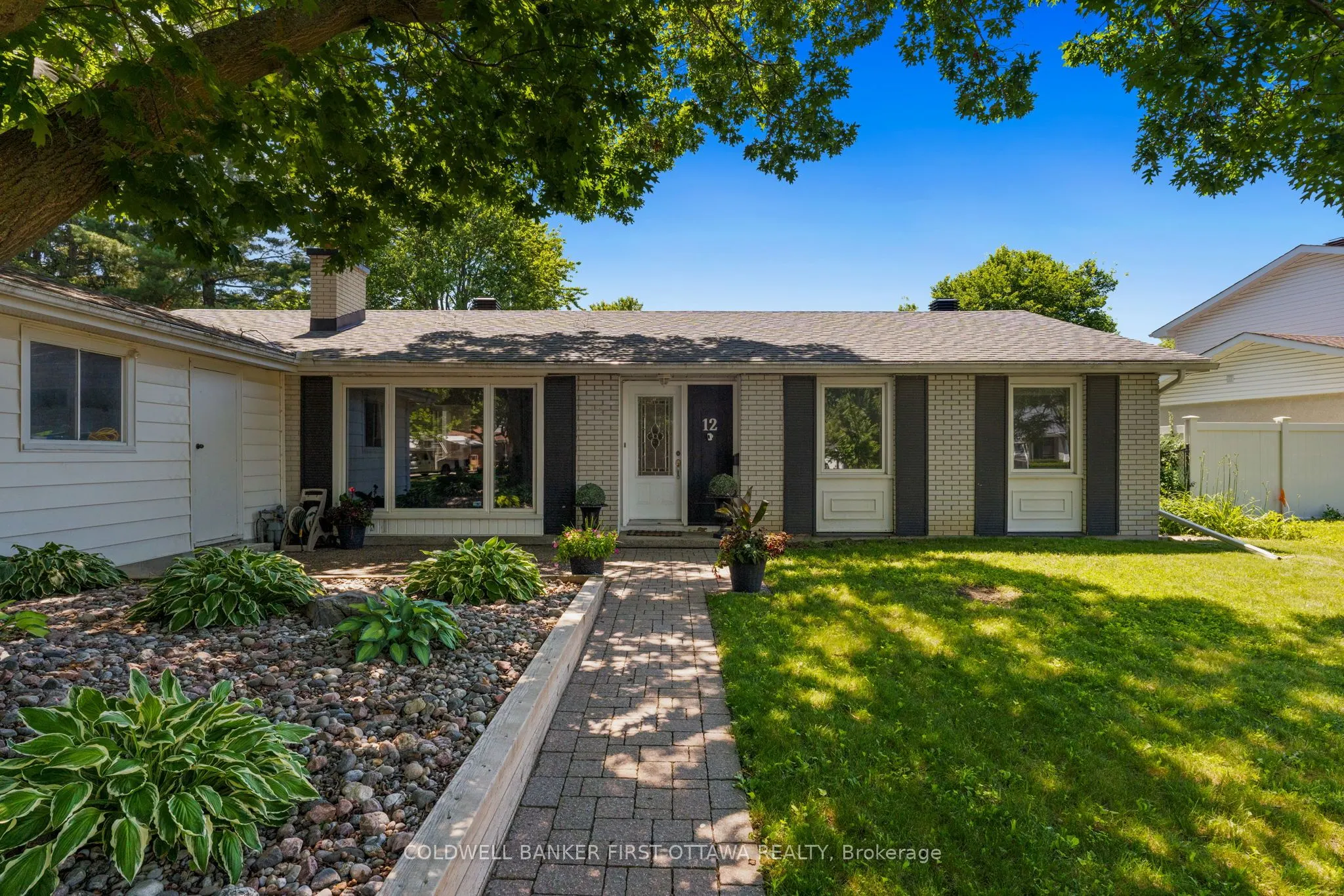 12 Bradgate Drive