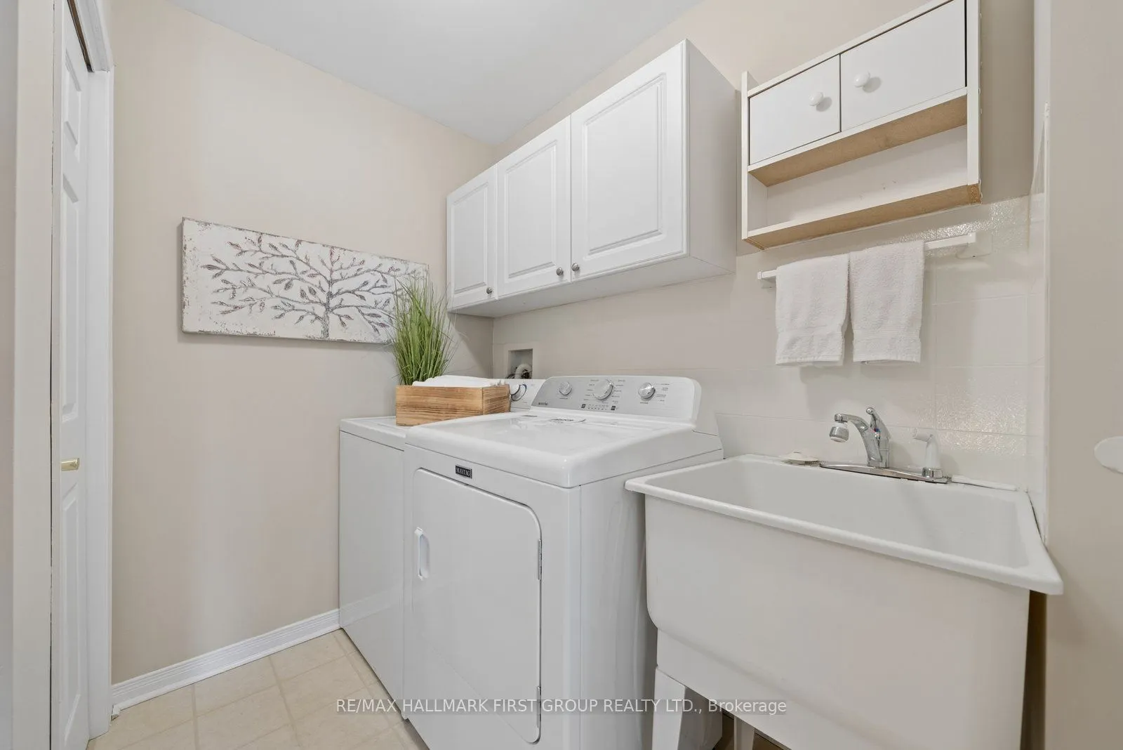 47 Springwood Crescent