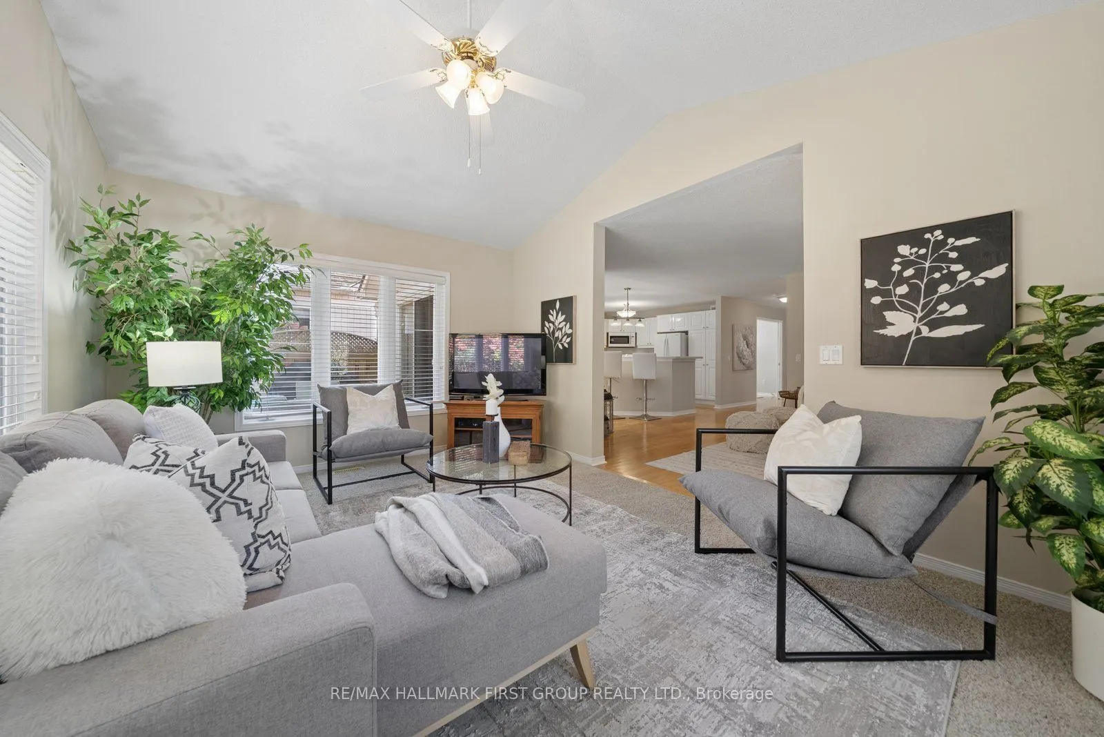 47 Springwood Crescent