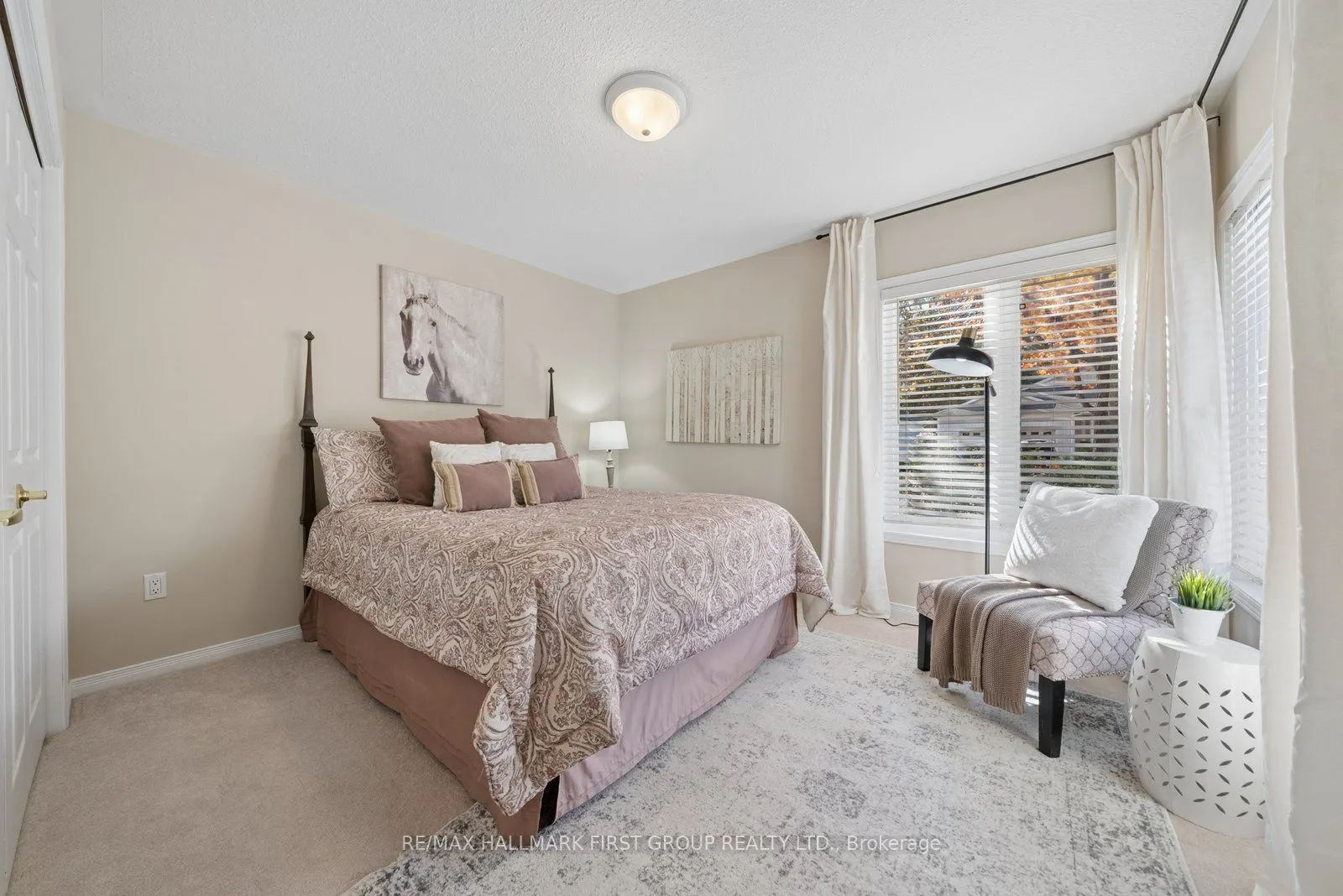 47 Springwood Crescent