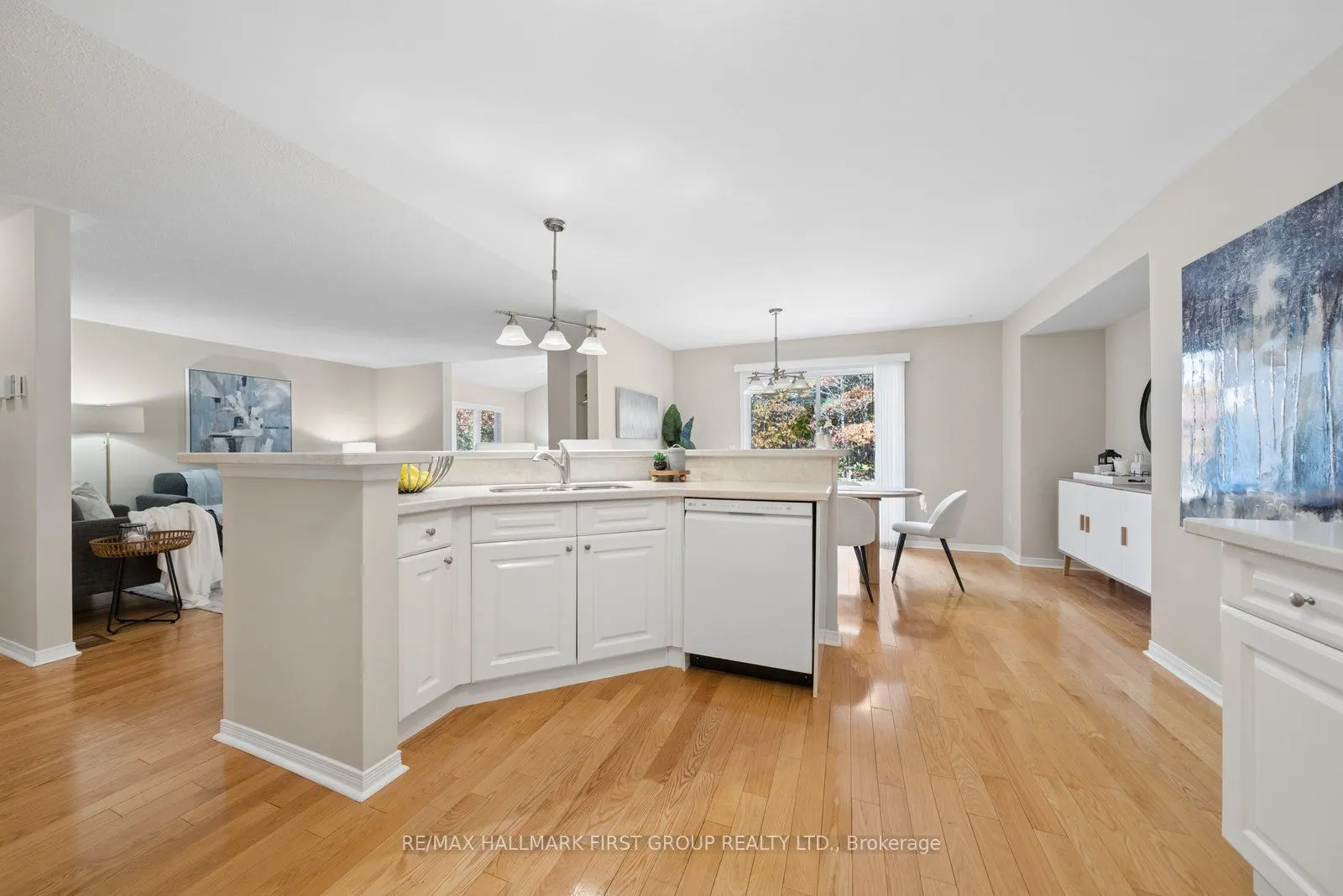 47 Springwood Crescent