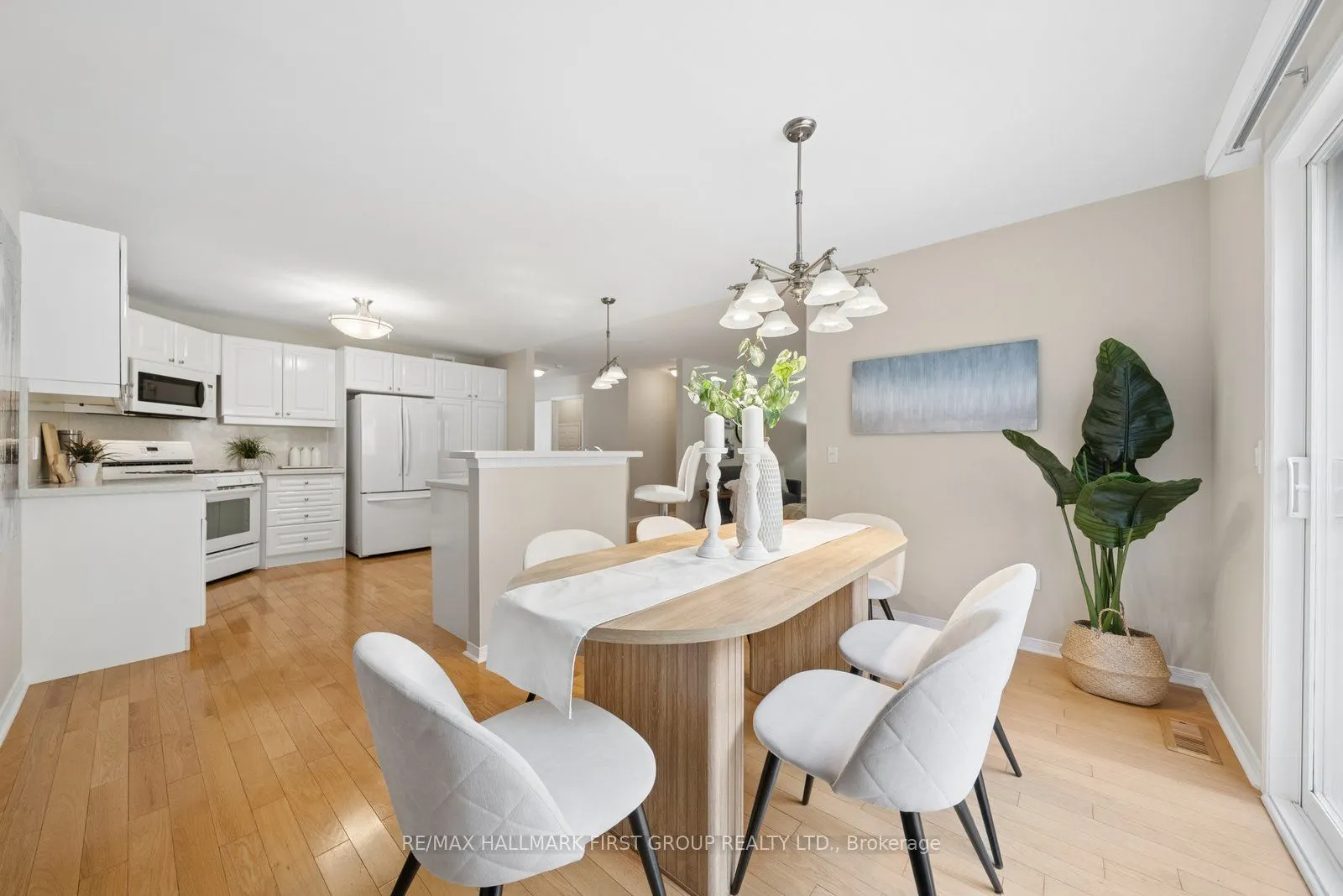 47 Springwood Crescent