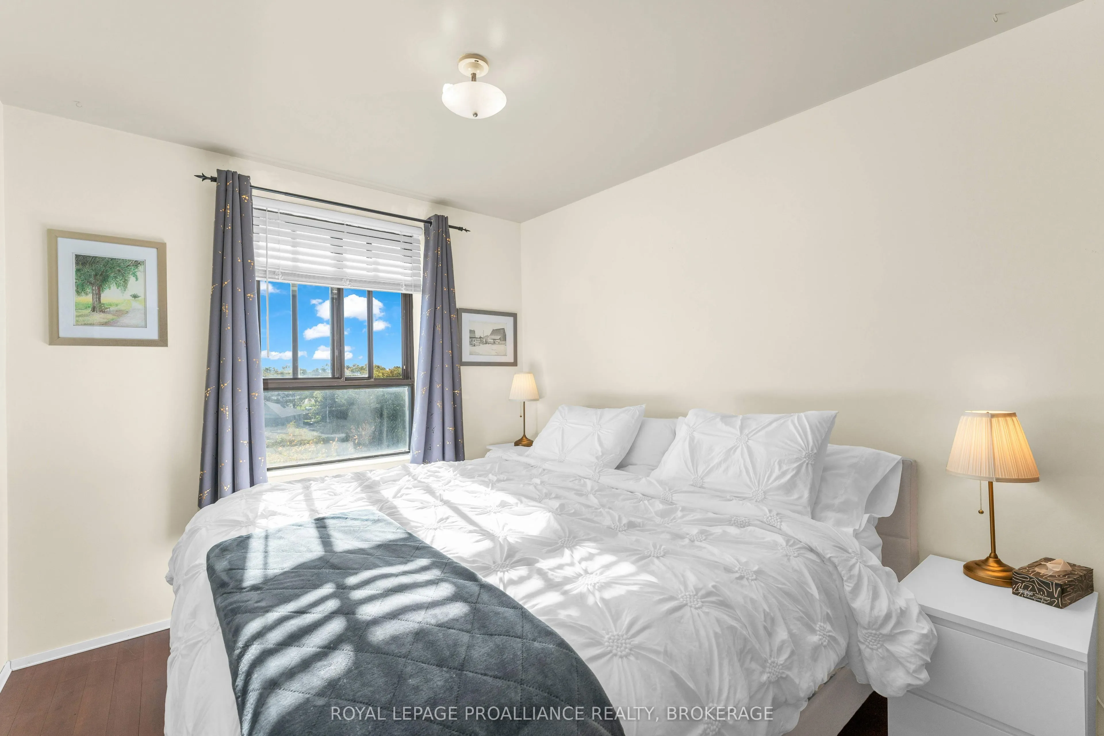 17 Eldon Hall Place #615