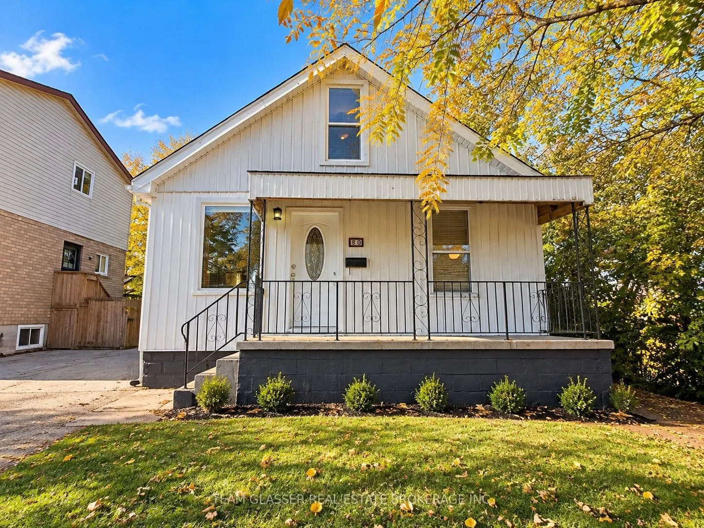 80 Mackay Avenue