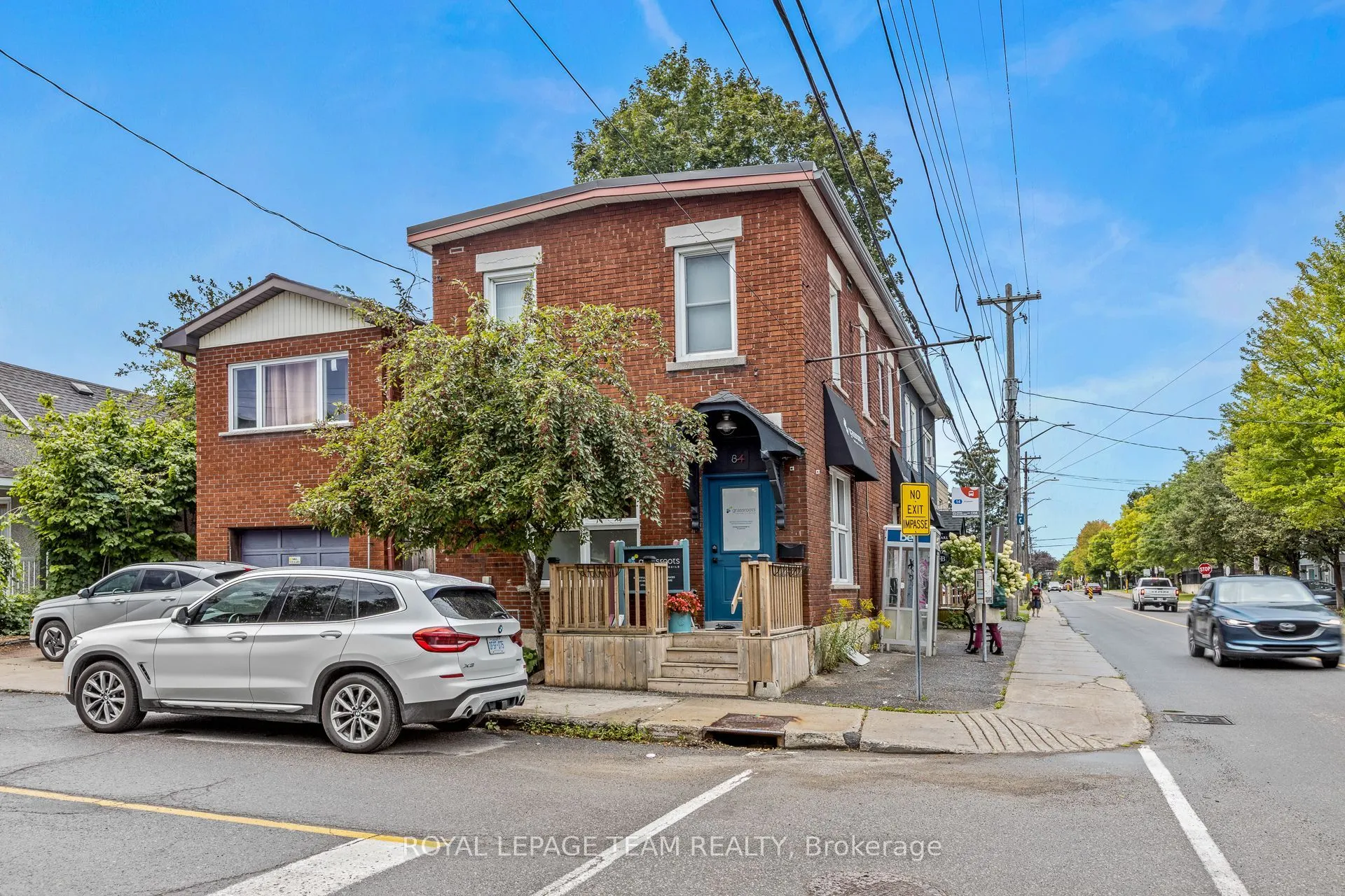 84 Sherbrooke Avenue