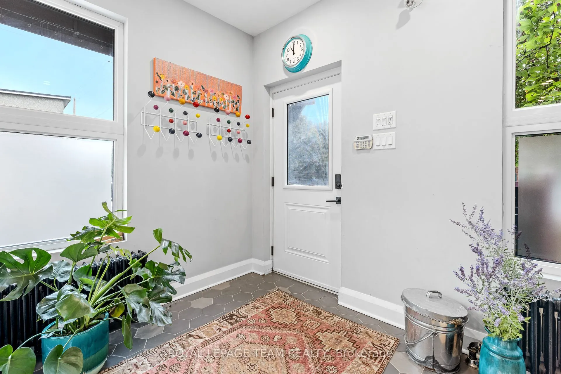 84 Sherbrooke Avenue
