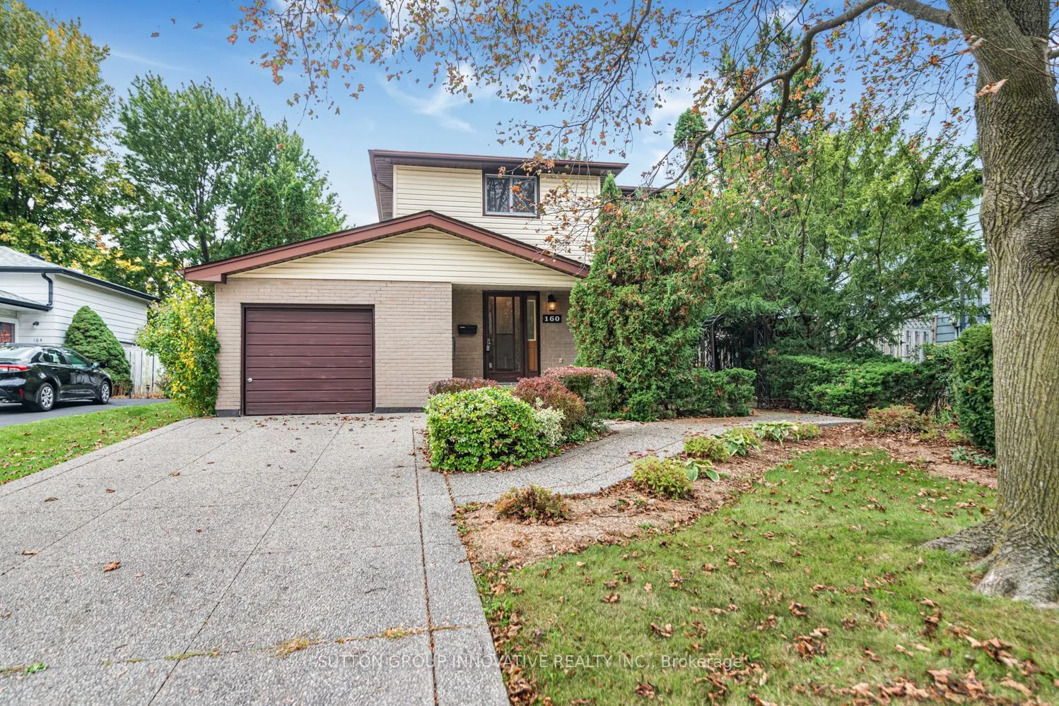 160 Birchcliffe Crescent
