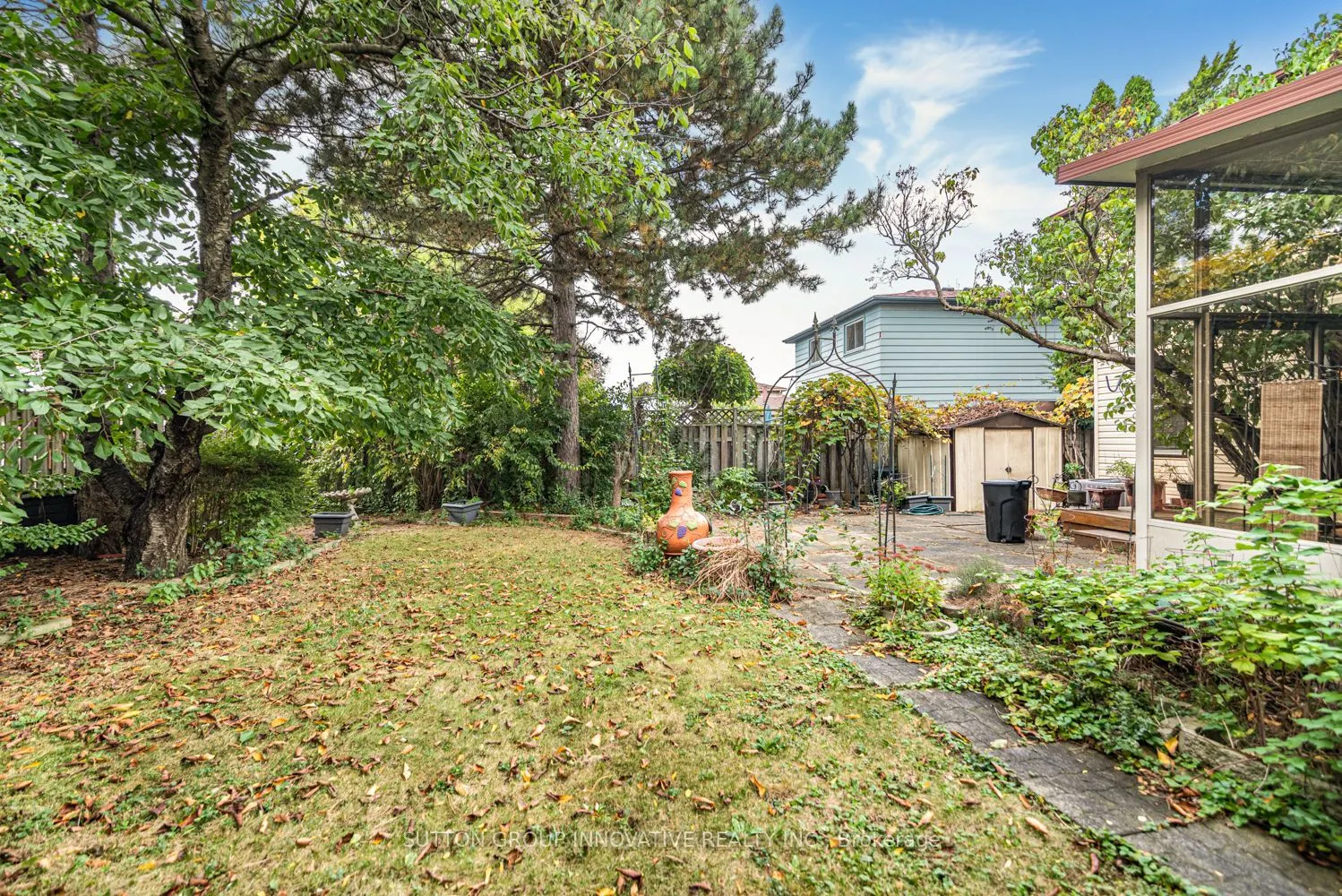 160 Birchcliffe Crescent