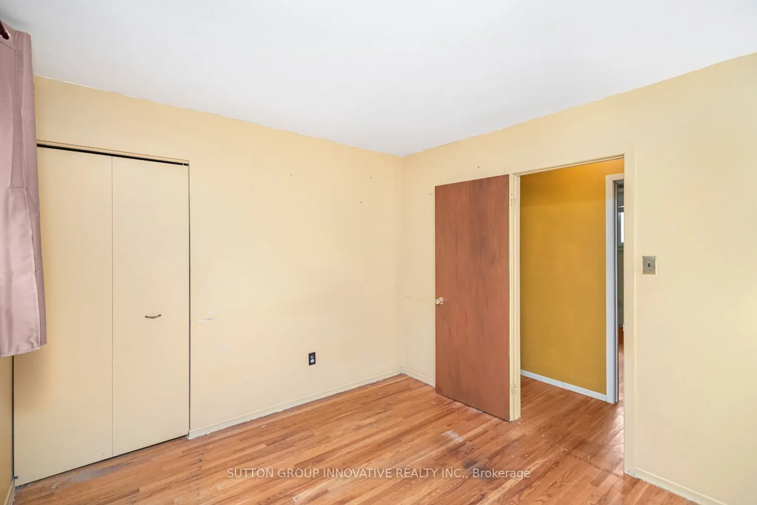 160 Birchcliffe Crescent