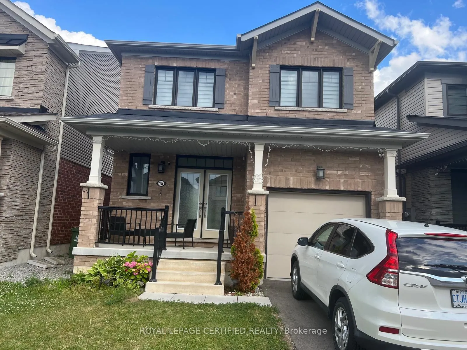 15 Cactus Crescent