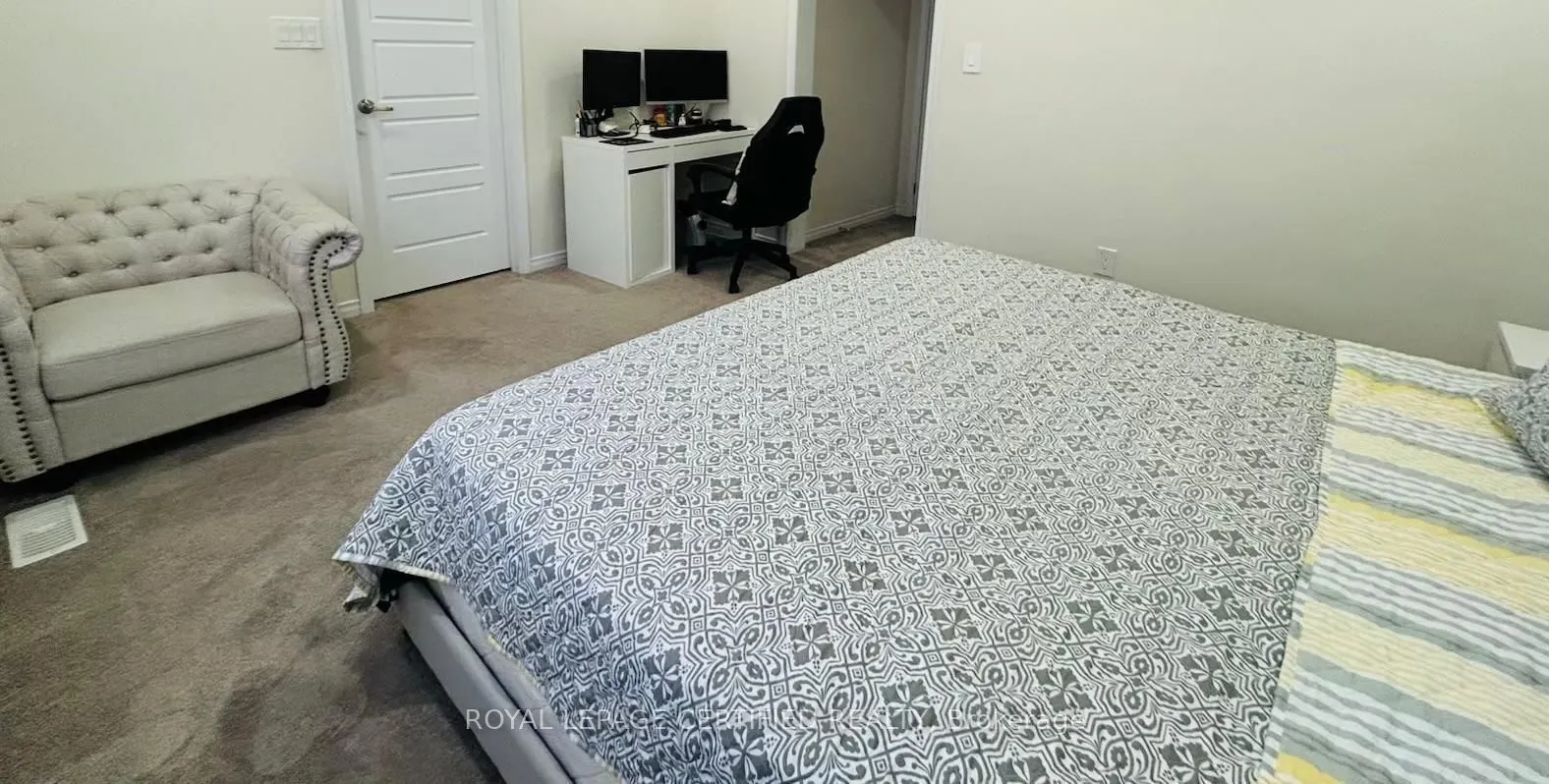 15 Cactus Crescent