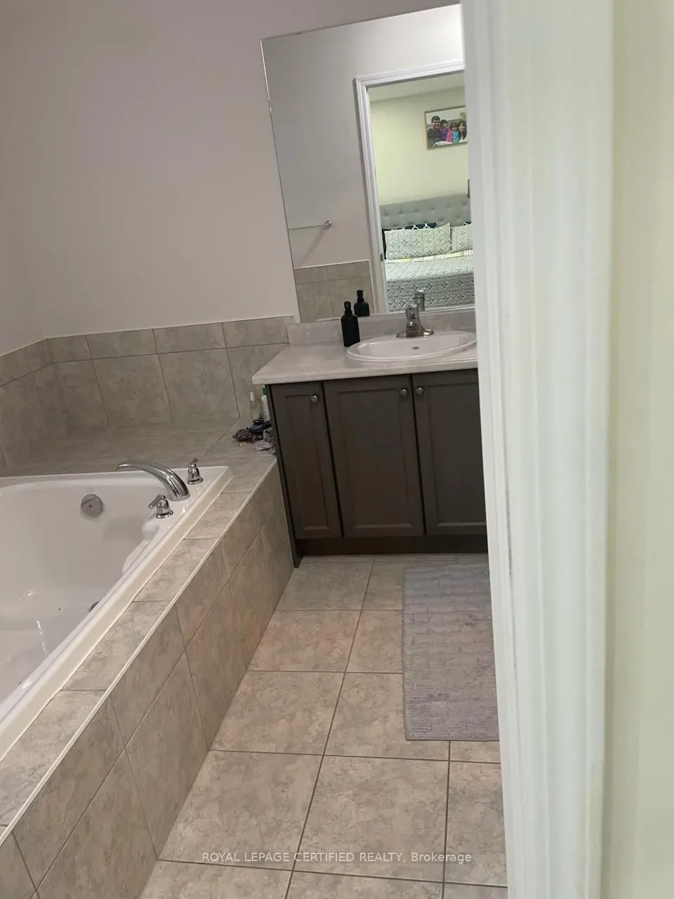 15 Cactus Crescent
