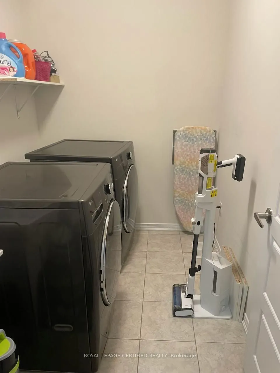 15 Cactus Crescent