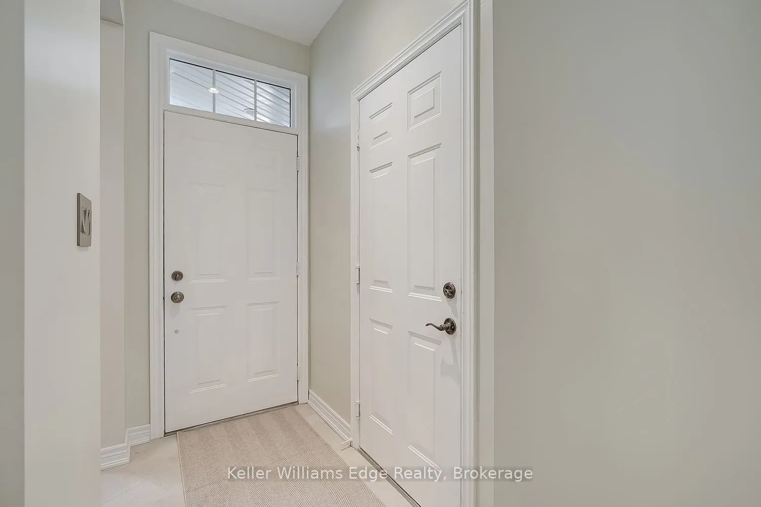 46 Sunnycroft Court W