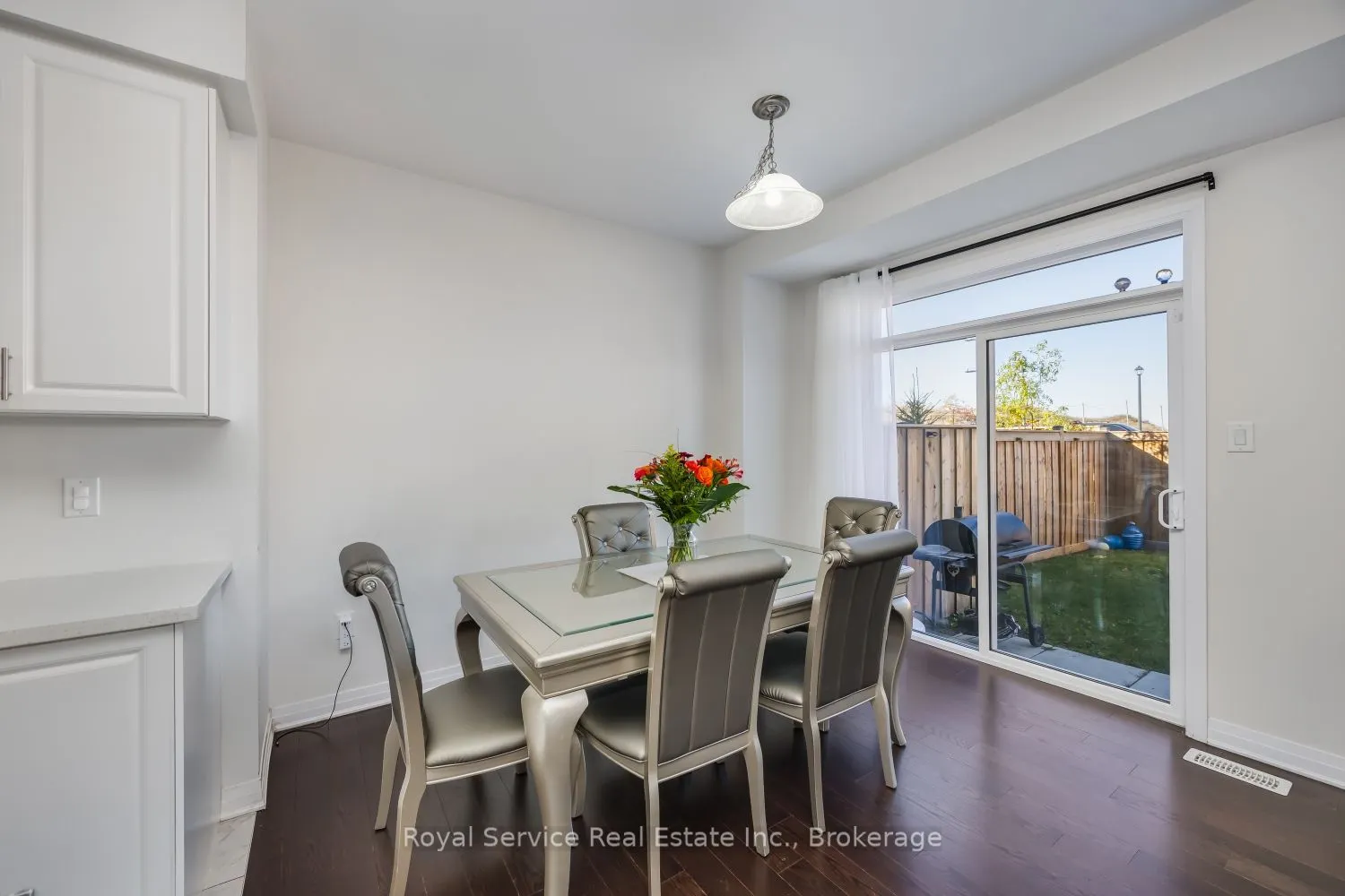 3 Horizon Avenue