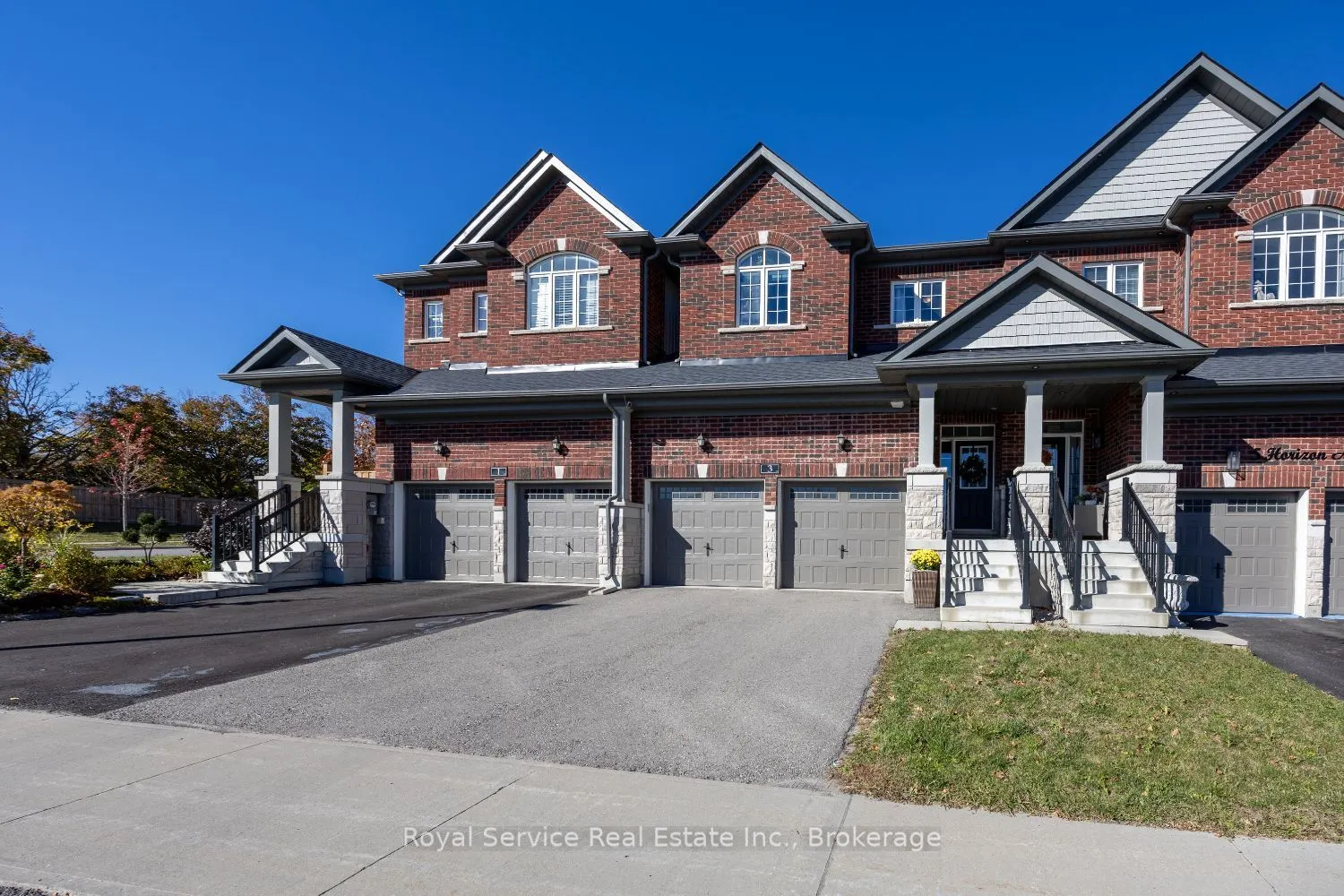3 Horizon Avenue