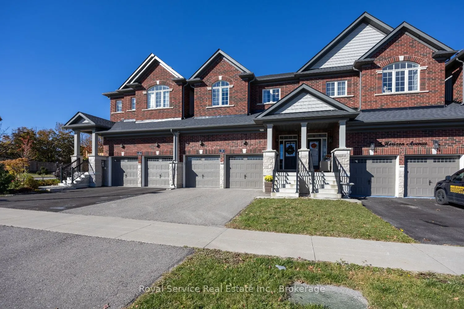 3 Horizon Avenue