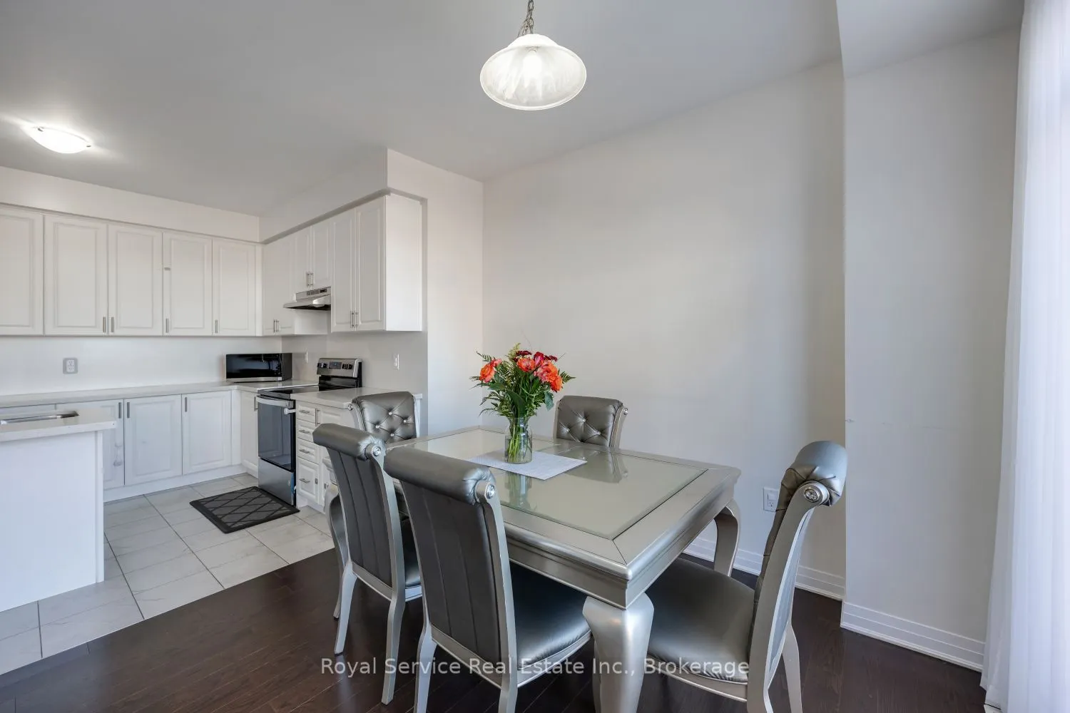 3 Horizon Avenue