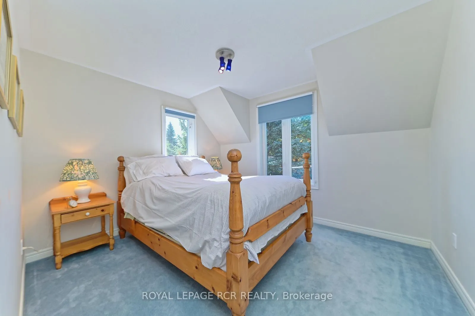 21 Lloyds Traverse Crescent